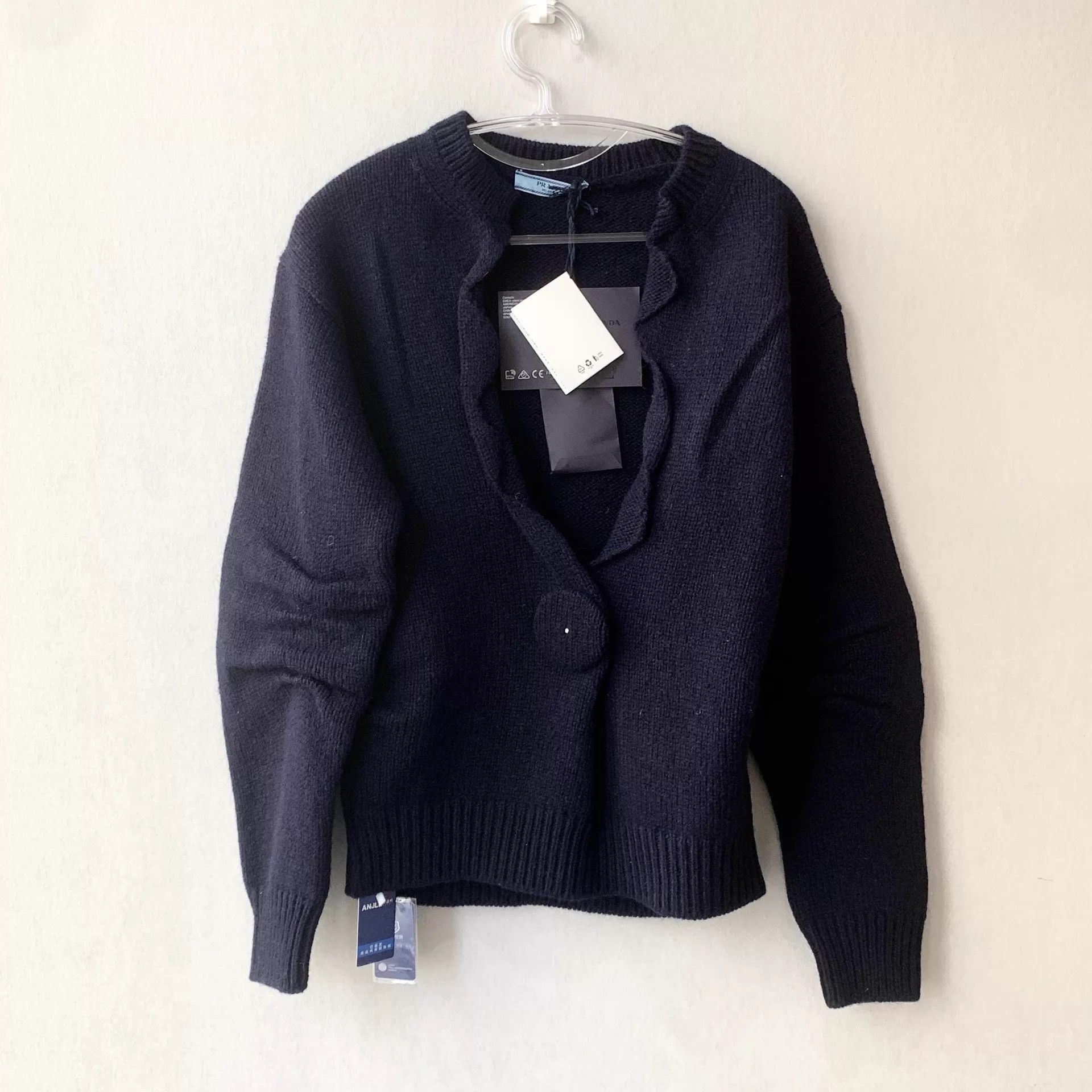 Prada PRADA women's knit sweater 36 YK0115861 with tag Size XS / US 0-2 / IT 36-38 - 1 Thumbnail