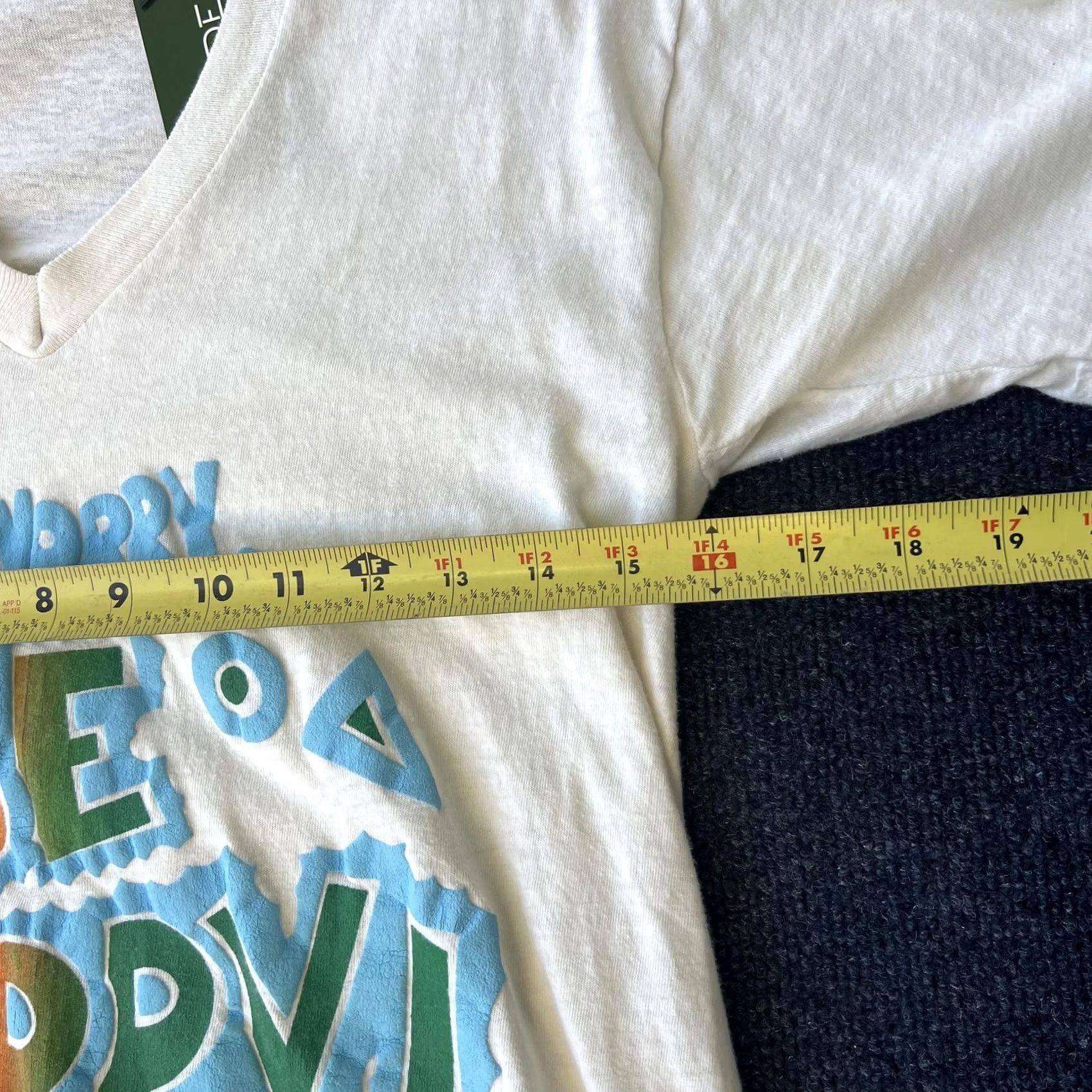 Vintage VINTAGE Don't Worry Be Happy Shirt Mens M White 80s Style Graphic Tee Size US M / EU 48-50 / 2 - 6 Thumbnail
