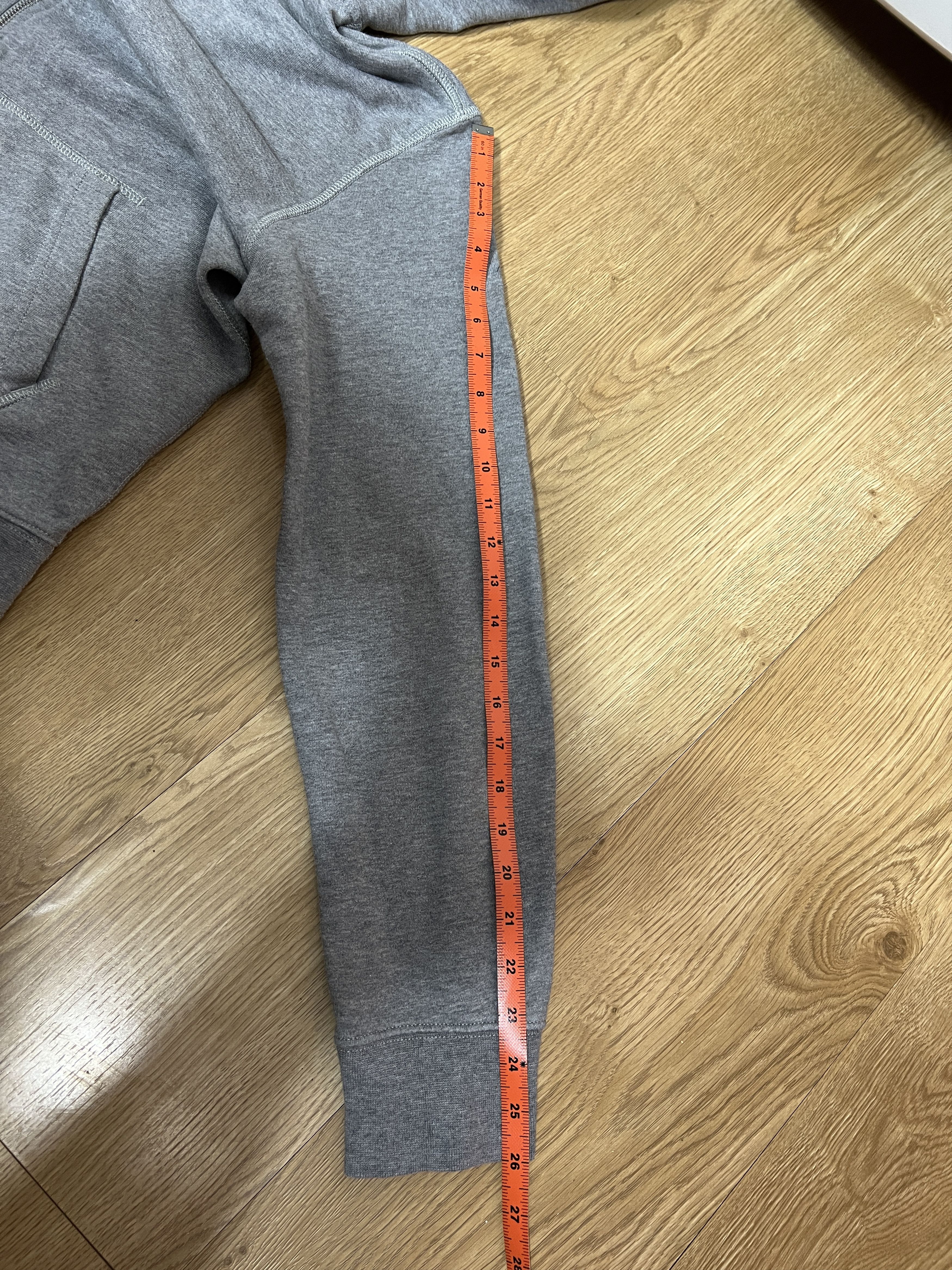 Arket Arket luxury hoodie size L Size US L / EU 52-54 / 3 - 10 Thumbnail
