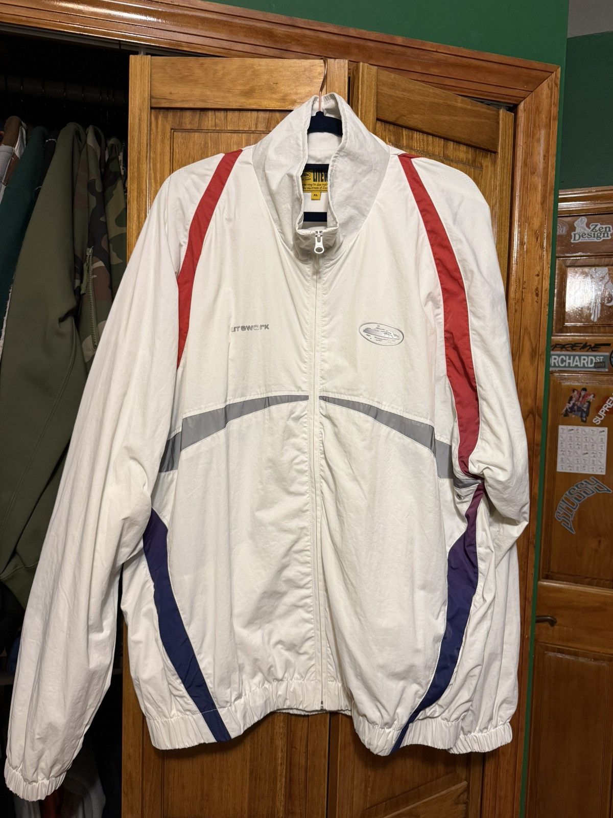 Corteiz Corteiz Gradient Litework Jacket Size XL Size US XL / EU 56 / 4 - 1 Thumbnail