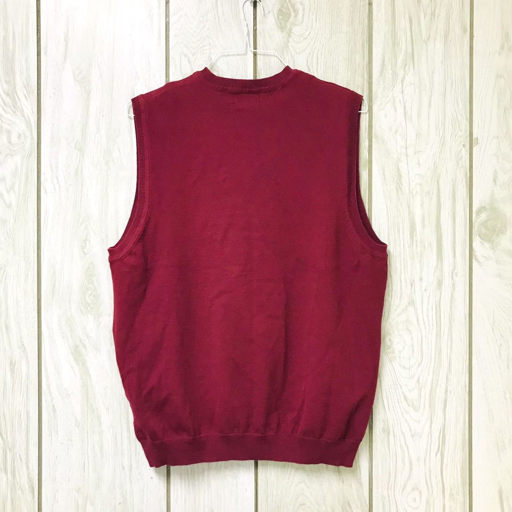 Club Room VINTAGE? No. Club Room Men Malbec Purple-Red Knit Regular Fit V-Neck Sweater Vest L Men Shirts? Size US L / EU 52-54 / 3 - 2 Thumbnail