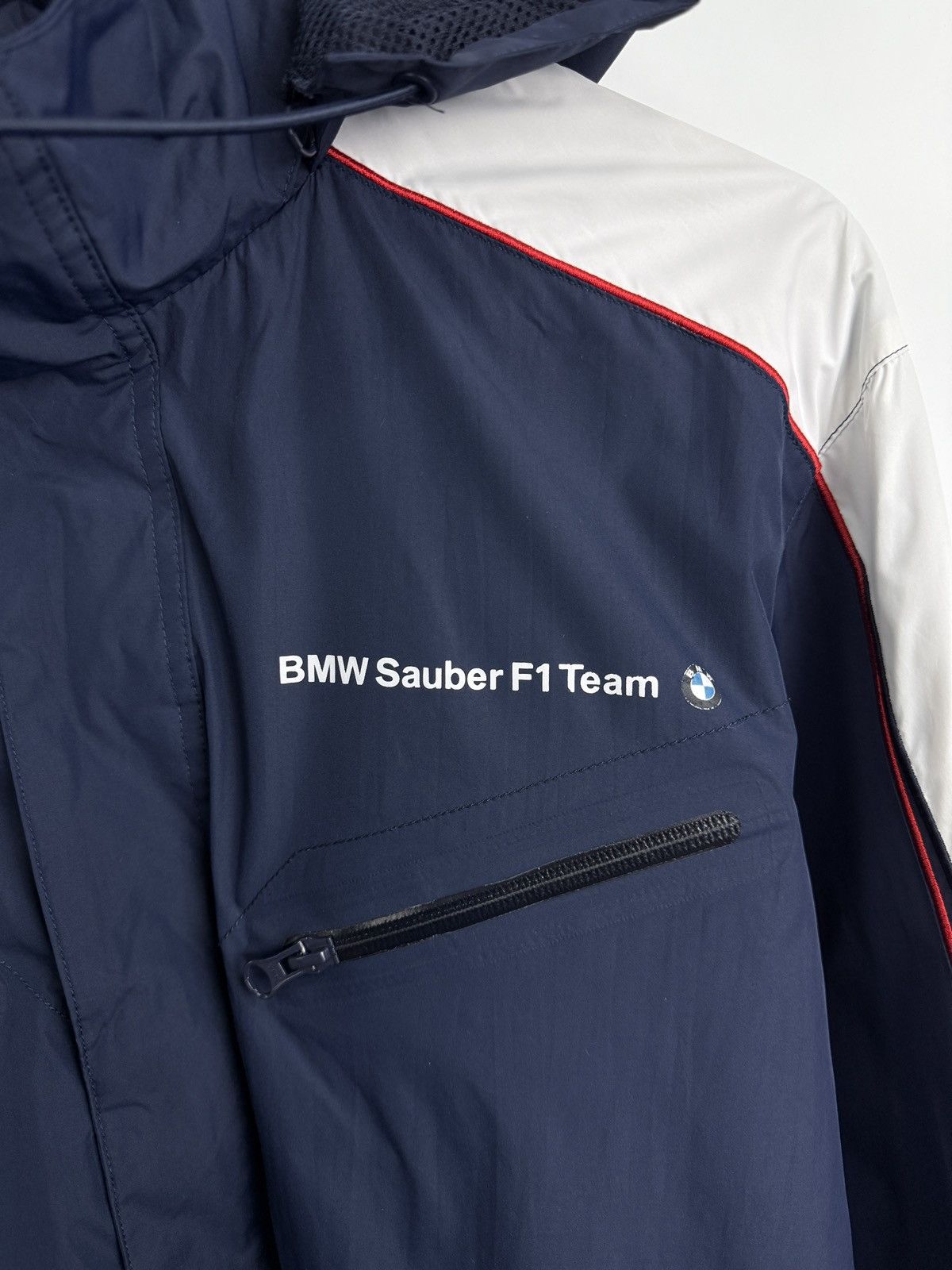 BMW × Formula 1 🇩🇪 Vintage Y2K BMW Sauber F1 Team Jacket Rare Retro Hype Size US L / EU 52-54 / 3 - 4 Thumbnail