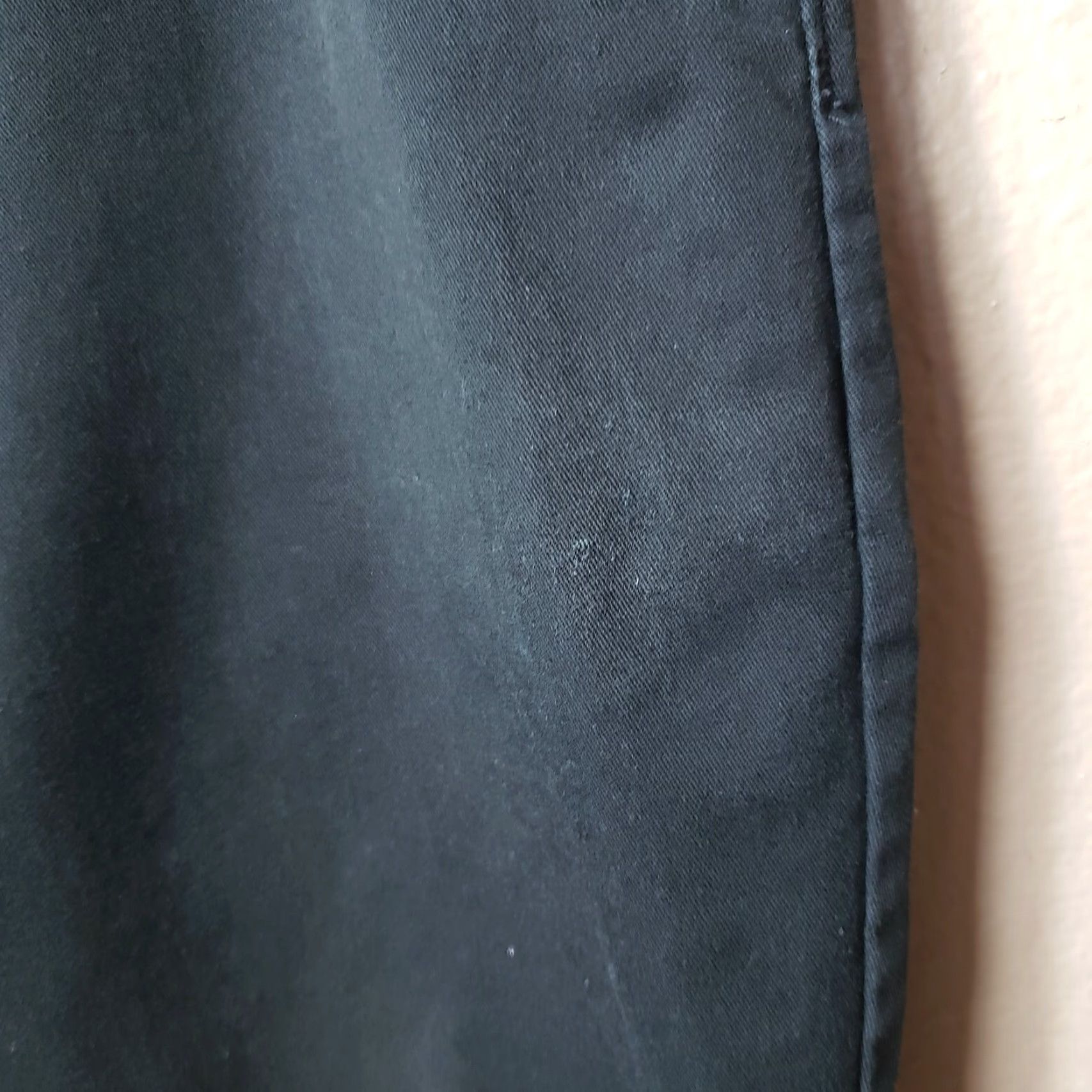 Volcom Volcom Frickin Black Chino Shorts-Size 32 | Men | Chino | Relaxed Fit | 10.5" Inseam | Black | Polyester/Cotton | Casual Vintage: No Size US 32 / EU 48 - 6 Thumbnail