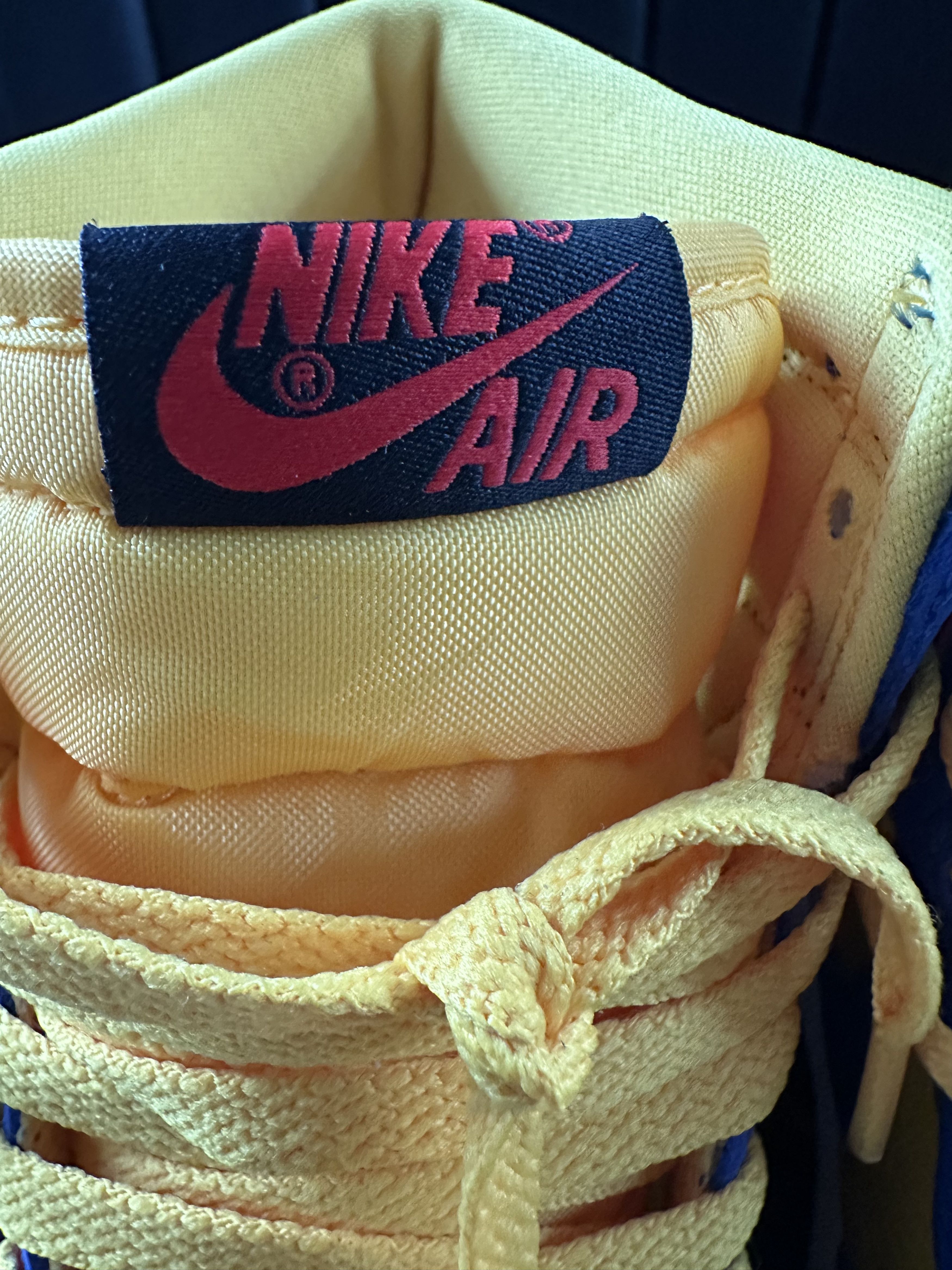 Jordan Brand × Nike PREOWNED WMNS JORDAN 1 RETRO HIGH OG "REVERSE LANEY" Size US 7.5 / IT 37.5 - 15 Thumbnail