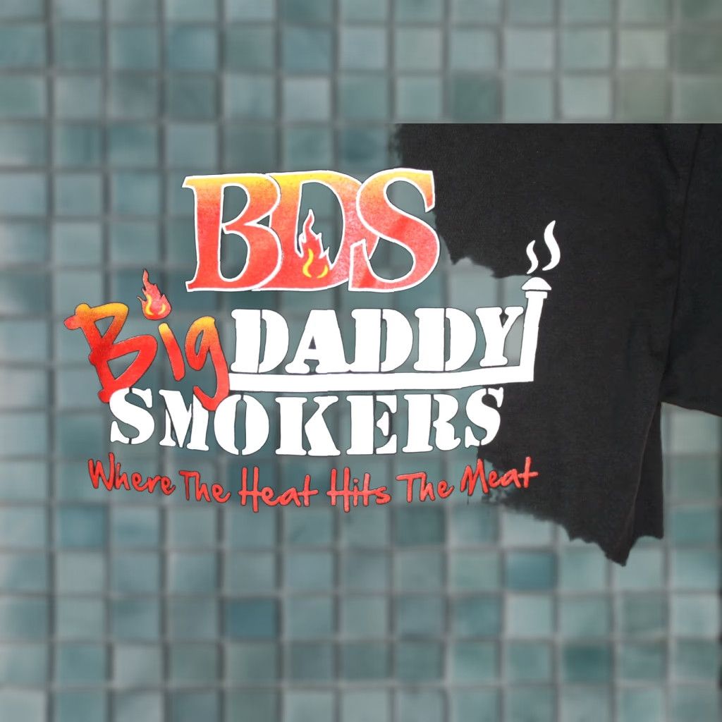 Vintage BDS Big Daddy Smokers Where the Heat Hits The Meat Black T-shirt 2XL Mens Short Sleeve Crew Neck Regular Cotton 100% Solid Double-Sided Size US XXL / EU 58 / 5 - 1 Thumbnail