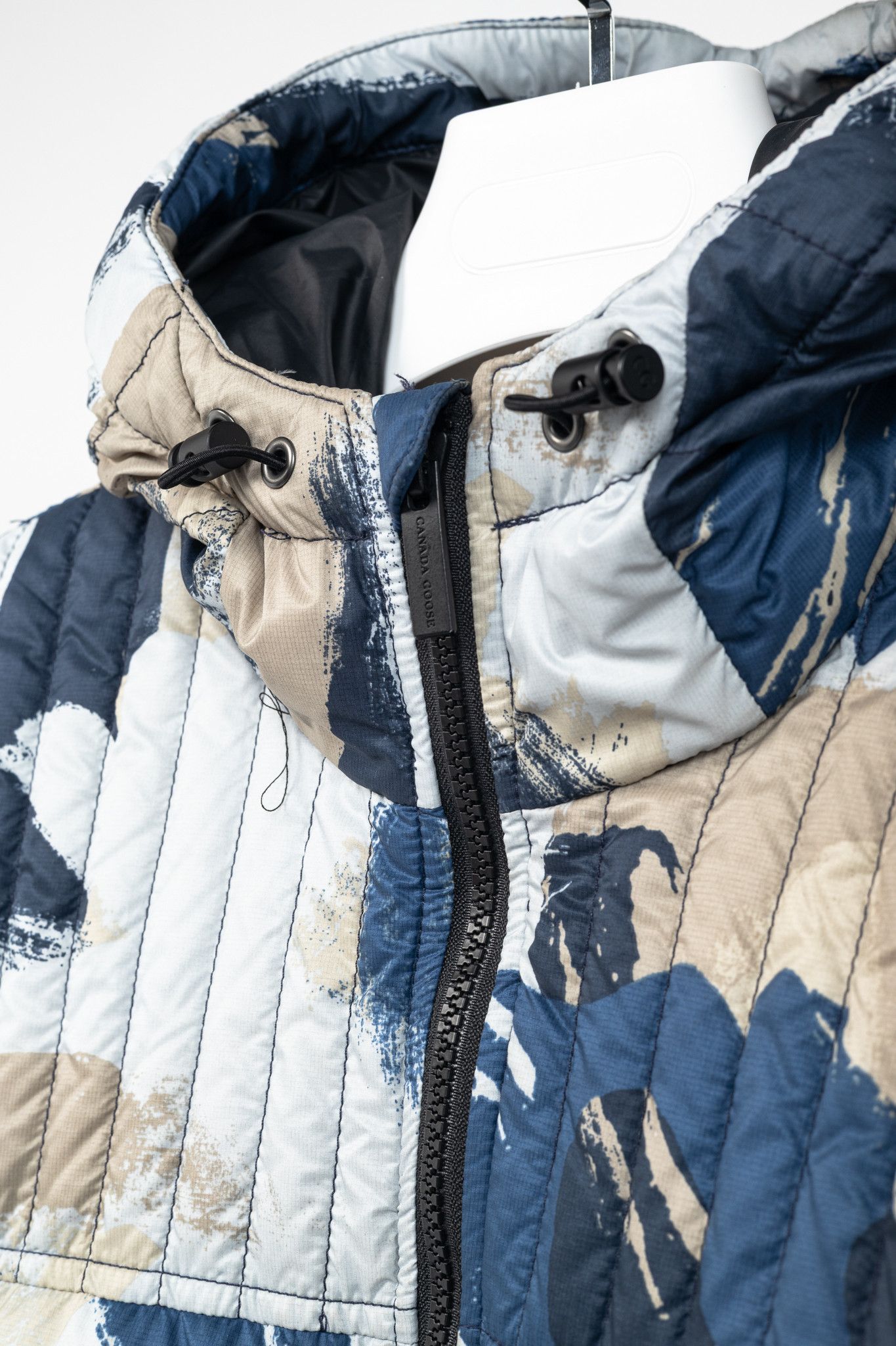 Canada Goose Canada Goose Cabri Free Form Camo Quilted Hooded Down Jacket Size US L / EU 52-54 / 3 - 7 Thumbnail