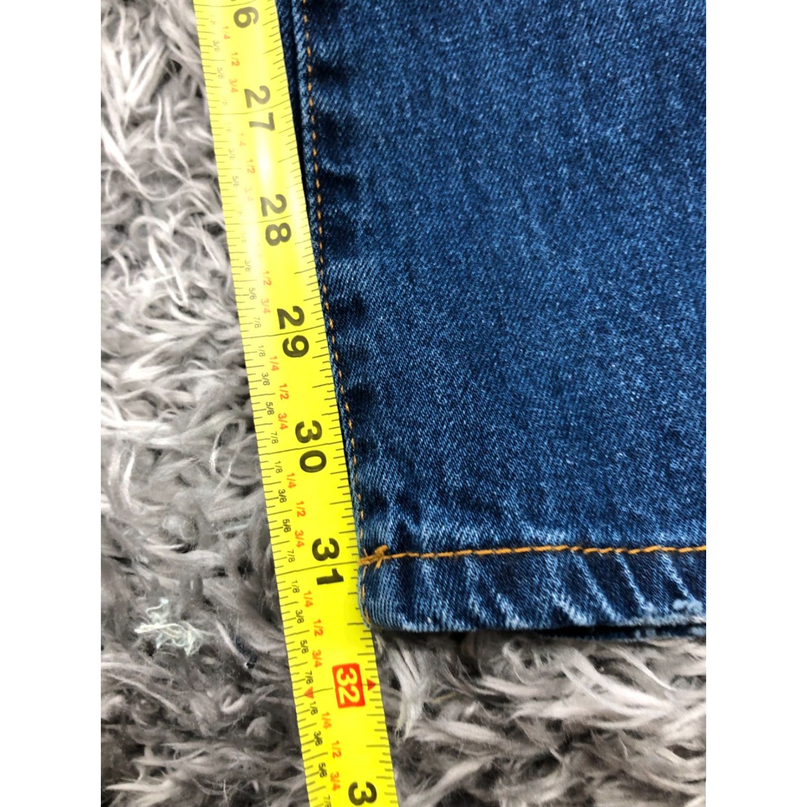 Forever 21 FOREVER 21 Jeans Straight 16 Womens Dark Blue Denim 5-Pocket Regular Waist 36 Inseam 32 in Color Blue Size 38" / US 16 / IT 52 - 3 Thumbnail