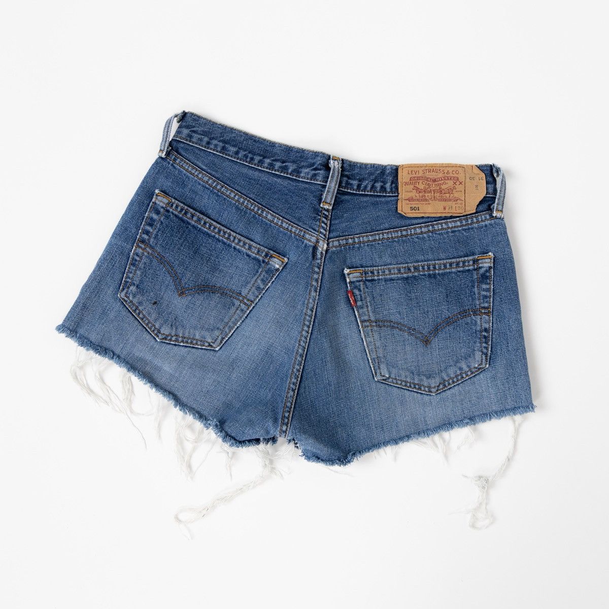 Levi's Levis 501 Womens Blue Denim Shorts Button Fly Frayed Raw Size 30" / US 8 / IT 44 - 1 Thumbnail