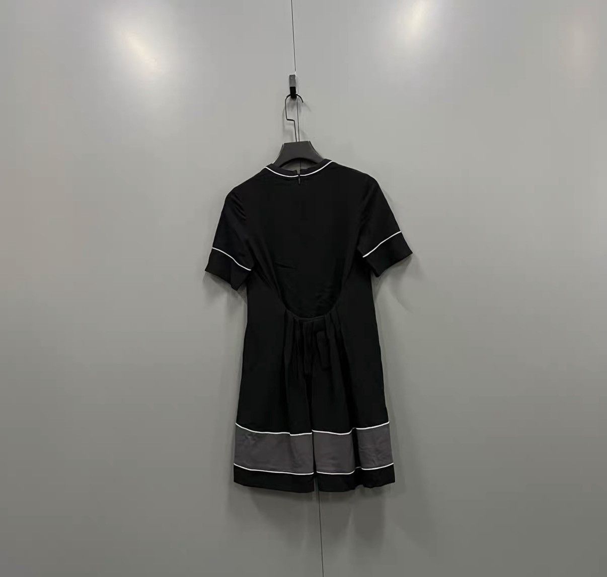 Fendi FENDI Black Line Round Neck Dress J41 Size S / US 4 / IT 40 - 2 Thumbnail