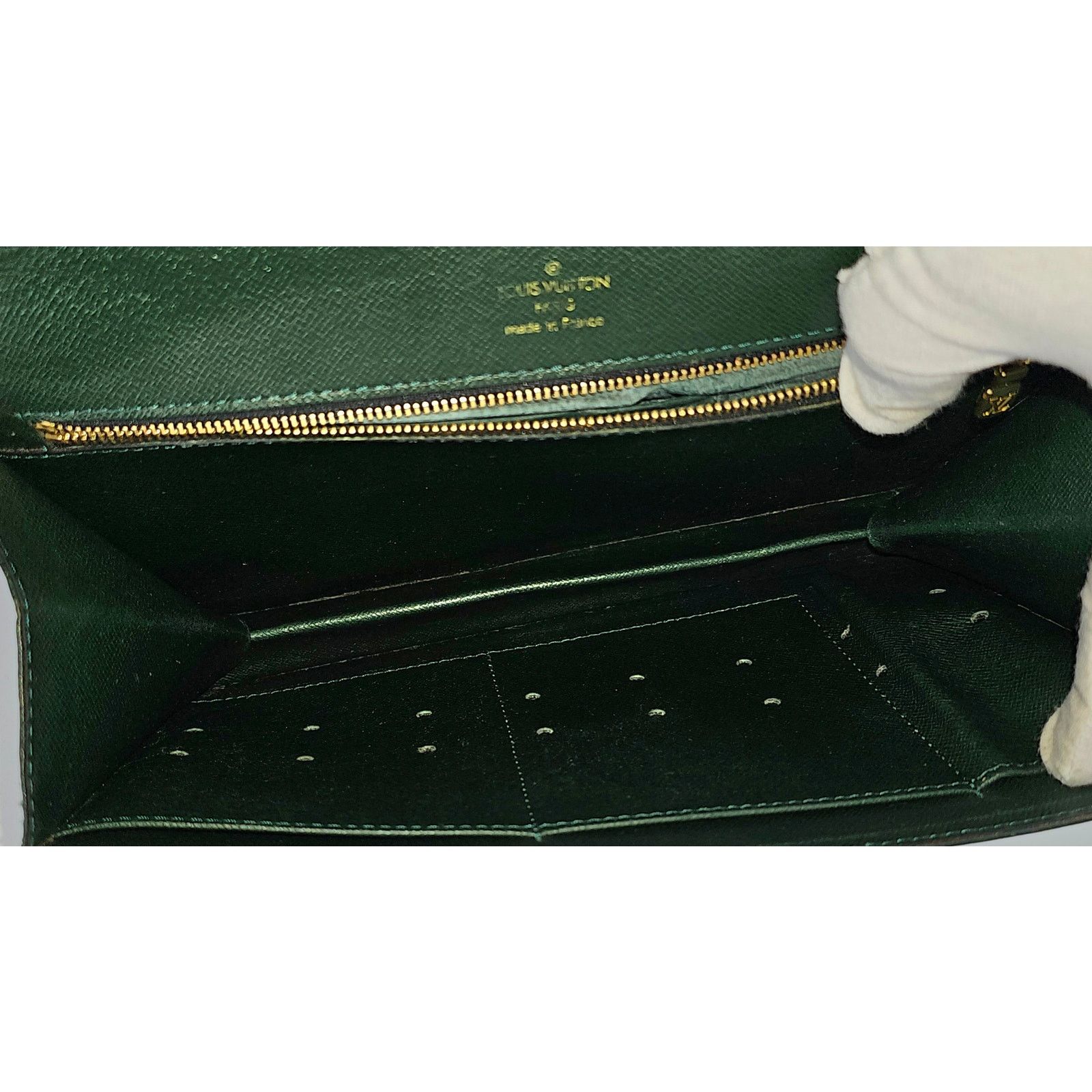 Louis Vuitton LOUIS VUITTON Pochette Clutch Bag Green Taiga Leather Size ONE SIZE - 14 Thumbnail