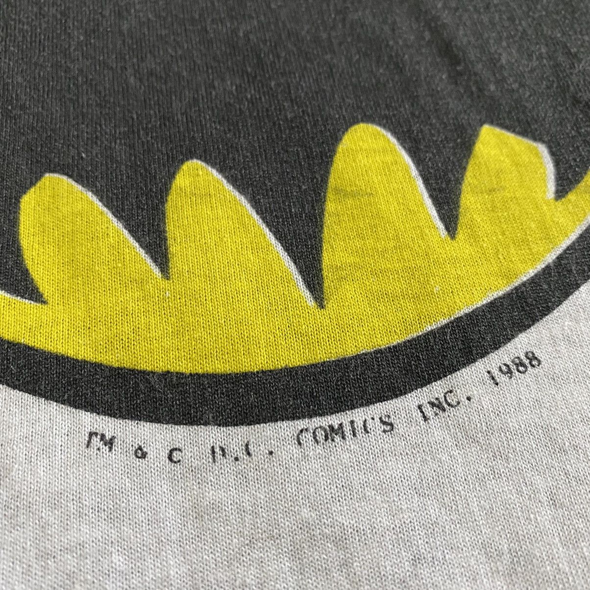 DC Comics VINTAGE 80S BATMAN AOP TEE Size US L / EU 52-54 / 3 - 4 Thumbnail