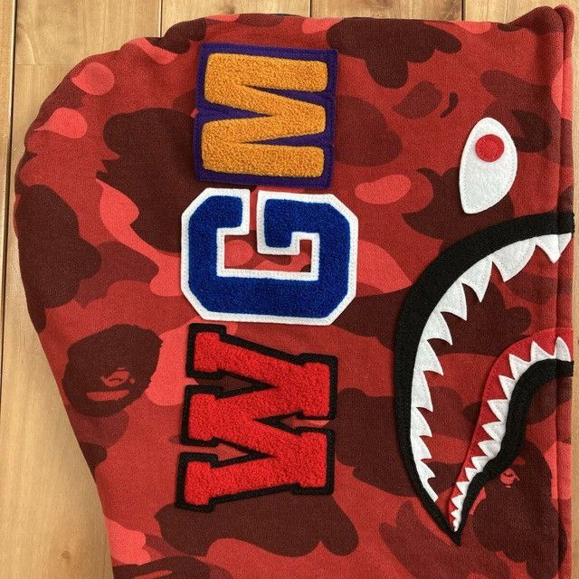 Bape BAPE Shark Full Zip Hoodie Red Camo x Blue Camo APE Size US M / EU 48-50 / 2 - 4 Thumbnail