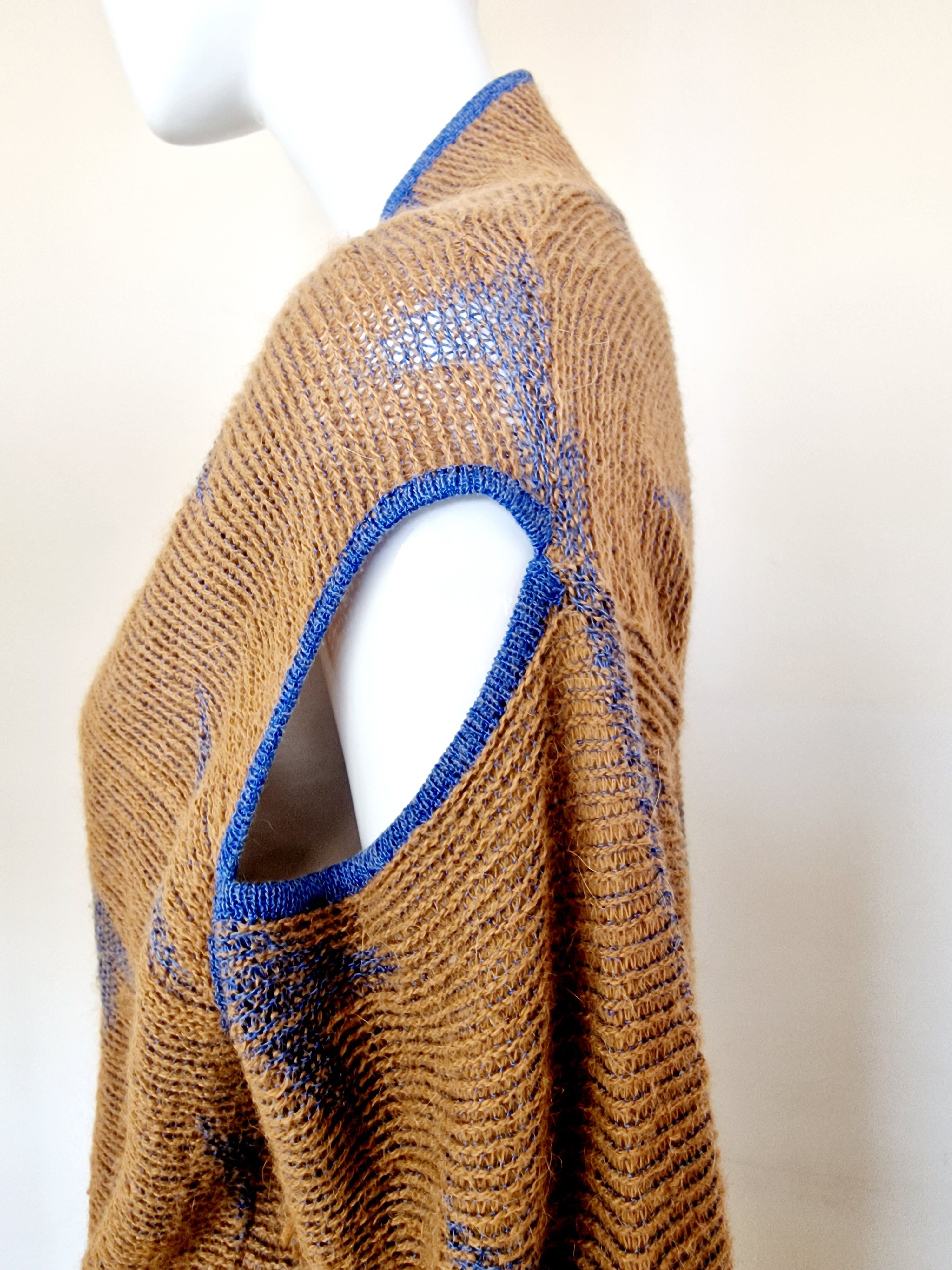 Issey Miyake Issey Miyake Cut out 80s Top Sweater Cardigan Pullover Size US M / EU 48-50 / 2 - 10 Thumbnail