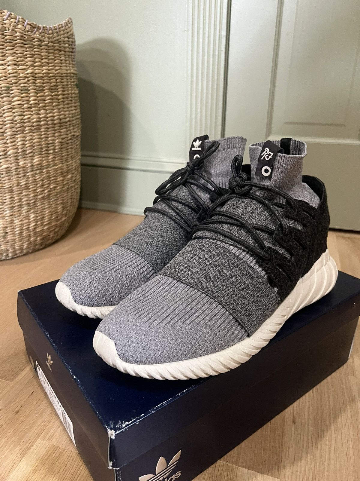 Adidas Adidas x Kith X Tubular Doom Sz 12 Size US 12 / EU 45 - 2 Thumbnail