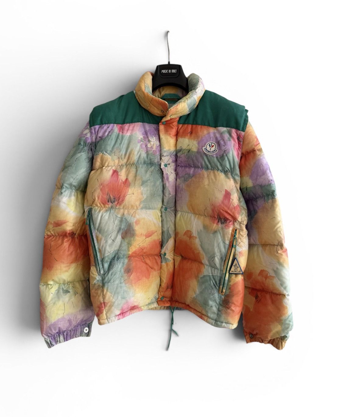 Moncler Vintage Moncler Flowers Puffer Jacket Size US S / EU 44-46 / 1 - 1 Thumbnail