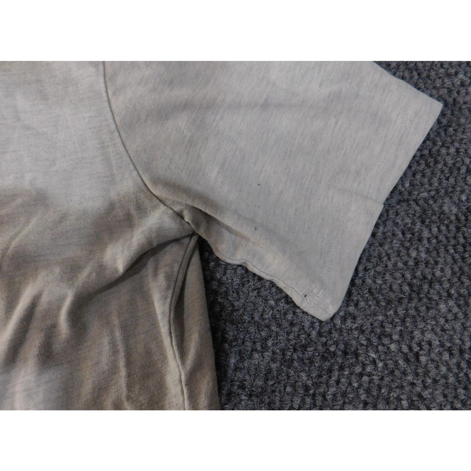Tommy Bahama VINTAGE Tommy Bahama Shirt Mens Medium Gray Graphic Back Who You Gonna Crawl Lobster Mens T-Shirt Short Sleeve Crew Neck Cotton/Polyester Size US M / EU 48-50 / 2 - 5 Thumbnail