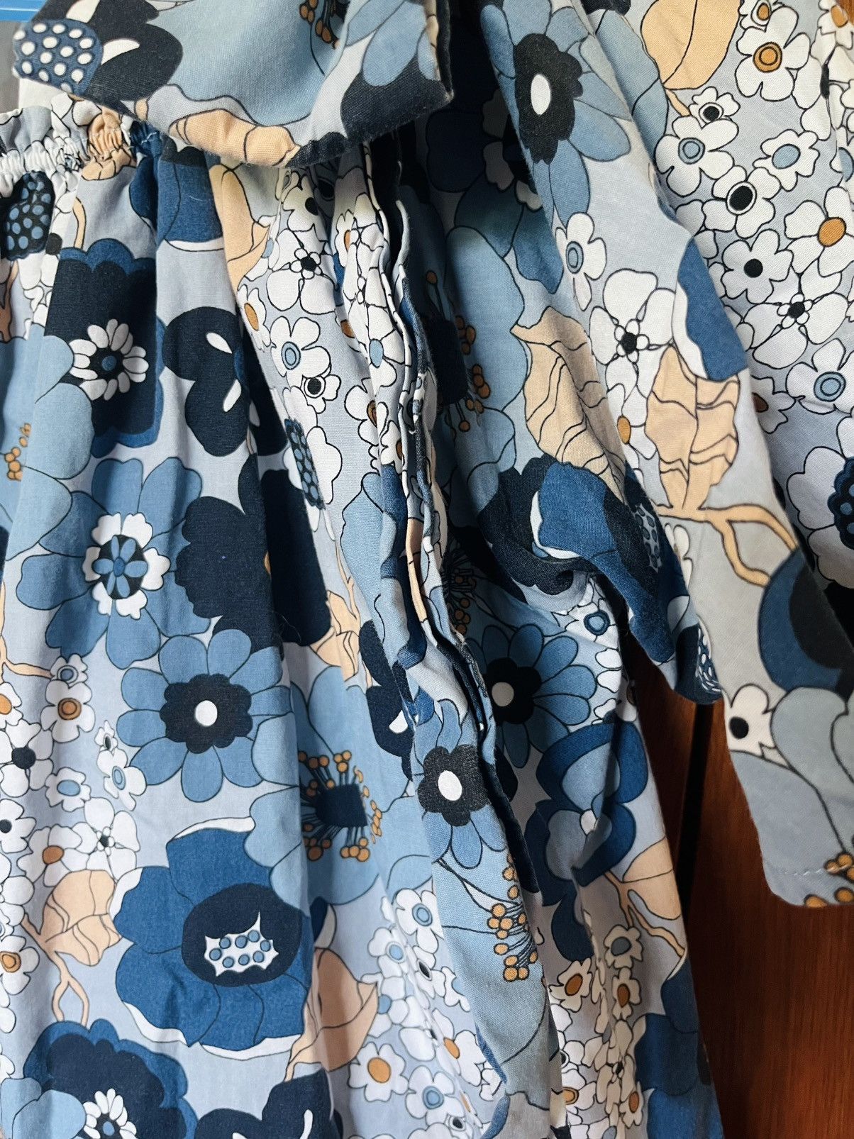 Chloe Chloé Girls (Size 10) Crazy Daisy Blouse (XS) Size XS / US 0-2 / IT 36-38 - 7 Thumbnail