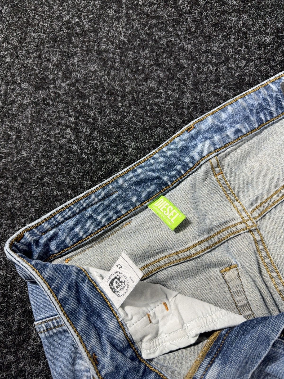 Diesel Luxury 00s Diesel D-Fayza Boyfriend Low Waist Tapered Jeans Size 27" / US 4 / IT 40 - 11 Thumbnail