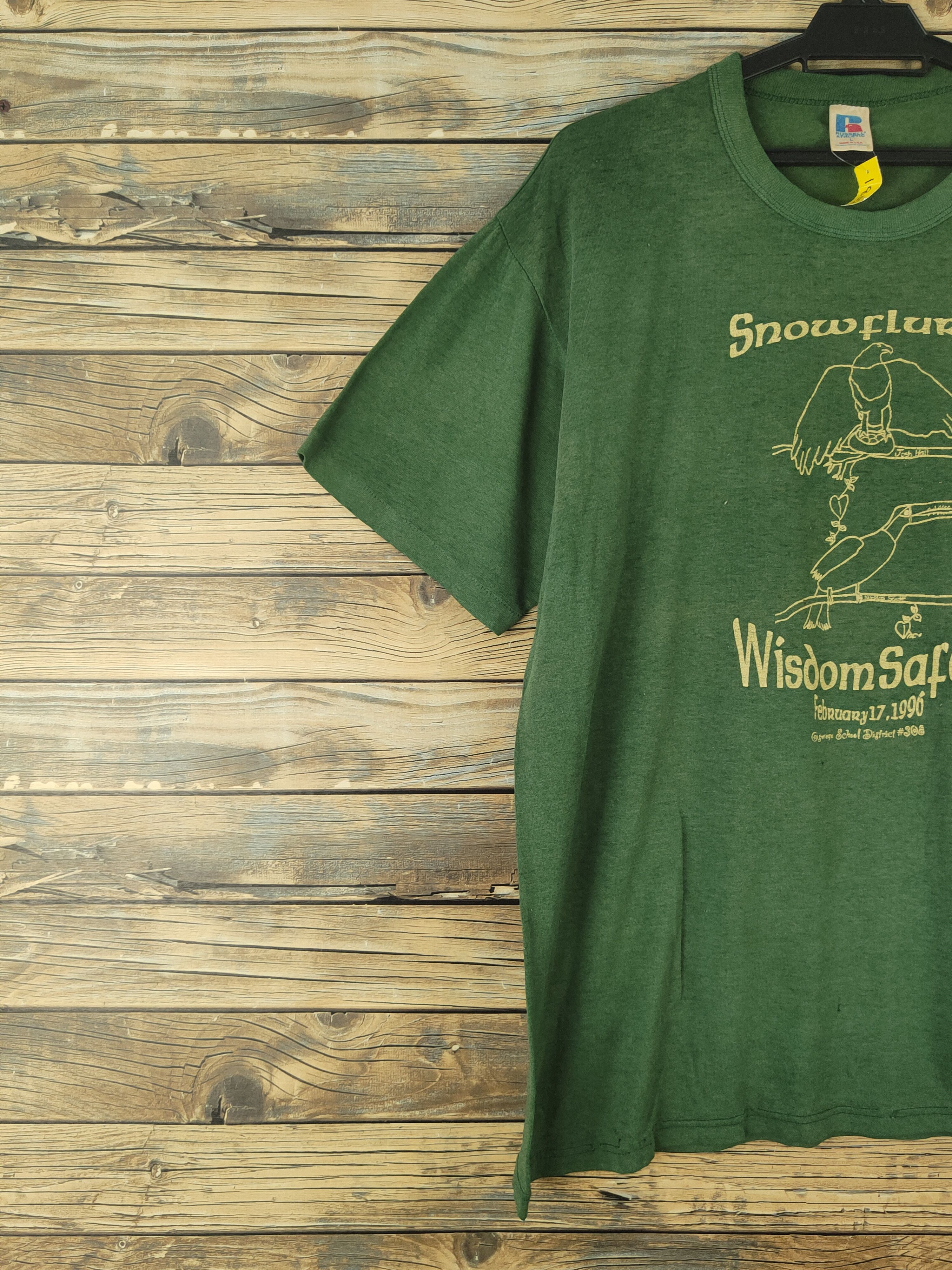 Vintage DL 90' vintage safari Russell Athletic Green T-shirt #1802 Size US L / EU 52-54 / 3 - 4 Thumbnail