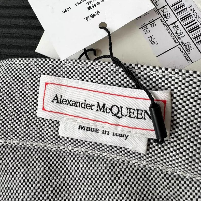 Alexander McQueen Alexander Mcqueen Straight silhouette casual pants Size US 30 / EU 46 - 7 Thumbnail