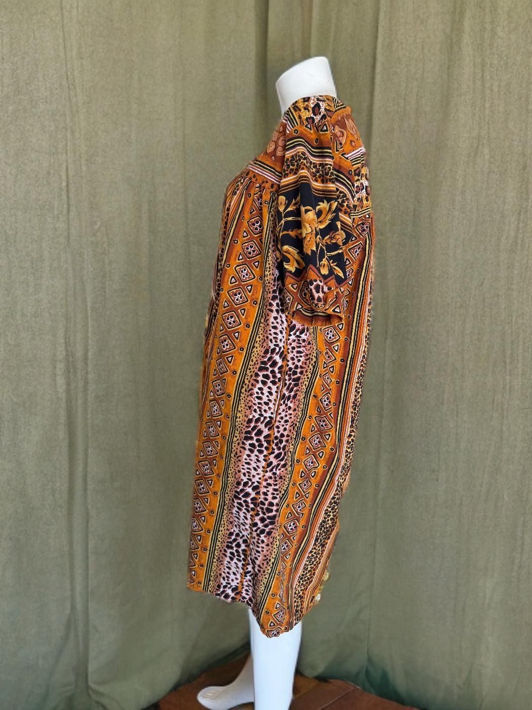 Other Vintage moo moo nightgown orange cheetah short sleeve silk Size ONE SIZE - 2 Thumbnail