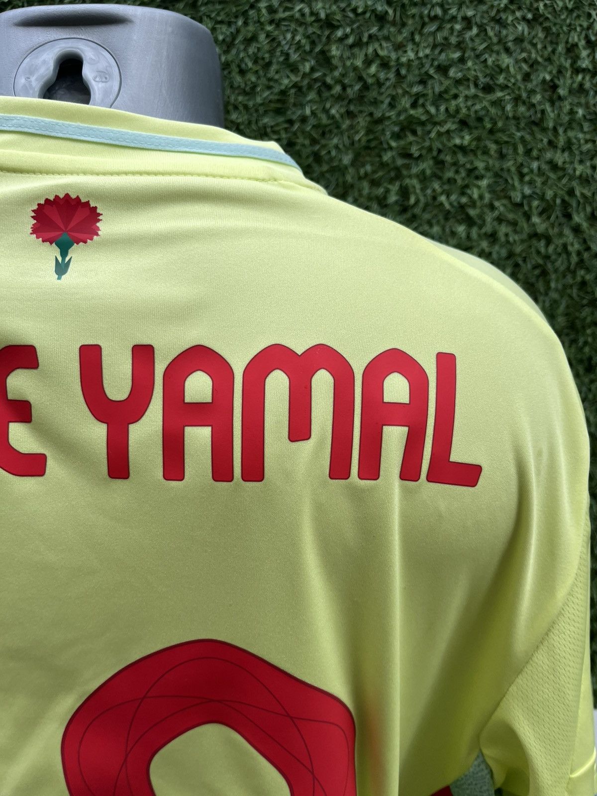 Adidas Jersey spain Lamine Yamal Size US XL / EU 56 / 4 - 6 Thumbnail