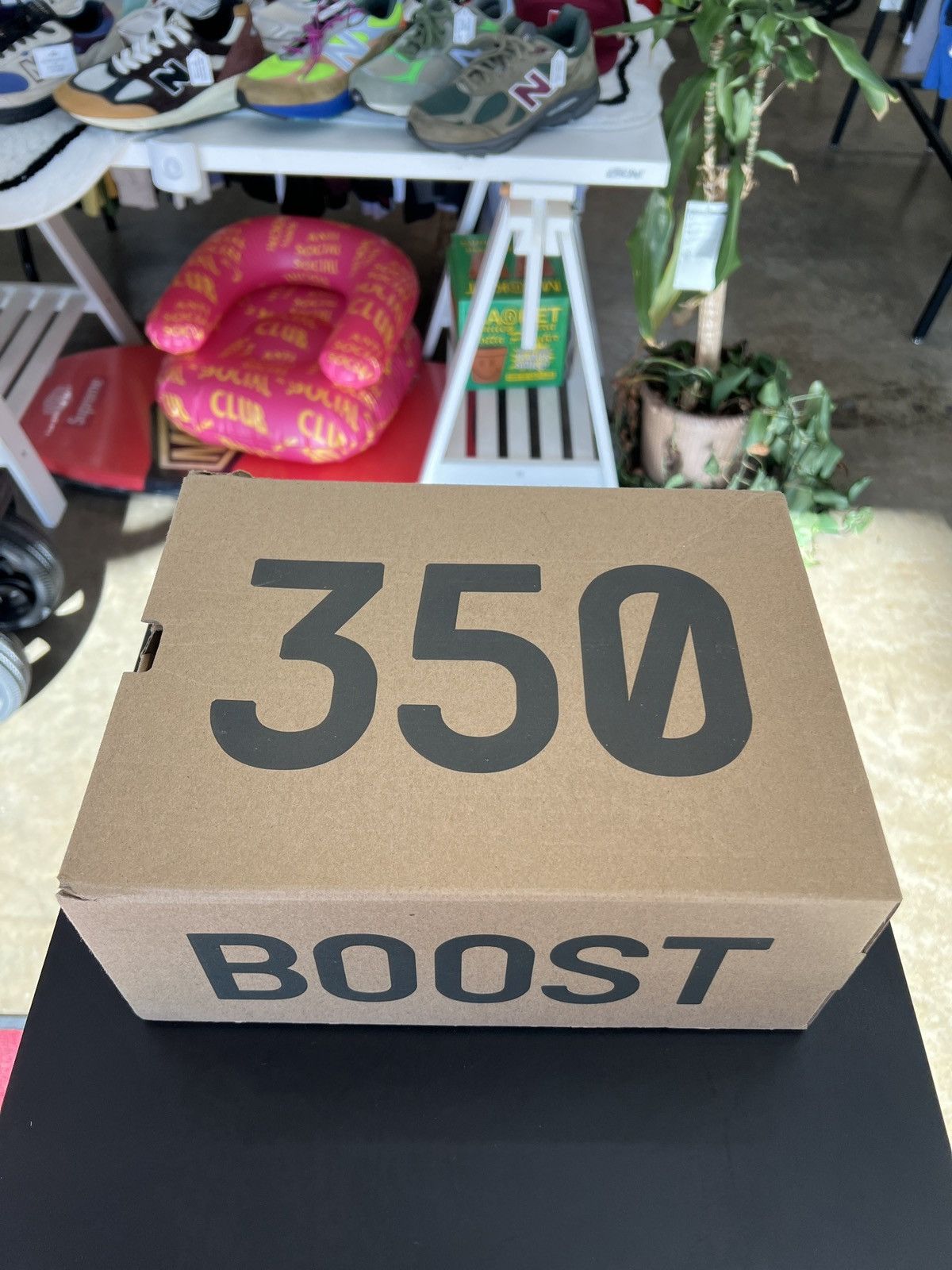 Adidas Adidas Yeezy 350 V2 Core Black White Oreo Sz. 5Y (2016) Size US 5 / EU 37 - 15 Thumbnail