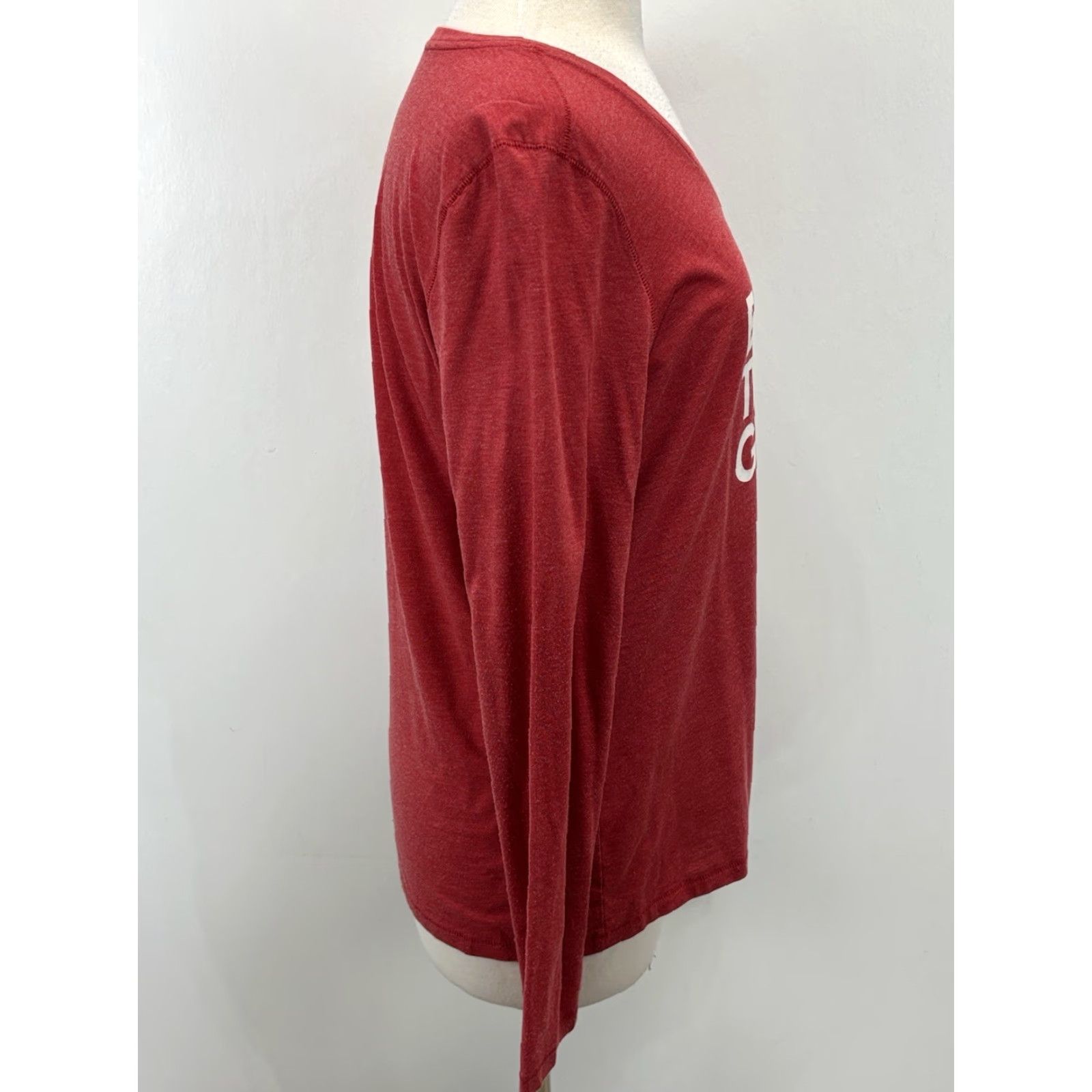 Life is Good LIFE IS GOOD Shirt V-Neck Long Sleeve Red Believe There Is Good Be The Good Holiday Large Womens Size L / US 10 / IT 46 - 4 Thumbnail