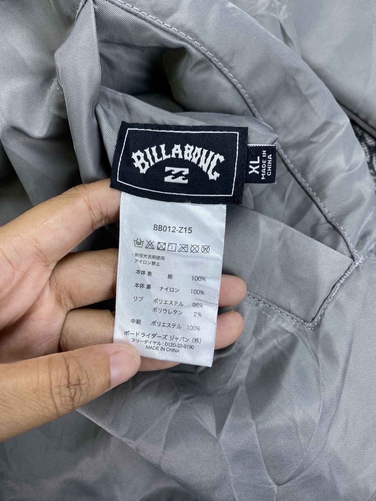 Billabong Vintage Billabong Reversible Corduroy Jacket Size US L / EU 52-54 / 3 - 15 Thumbnail