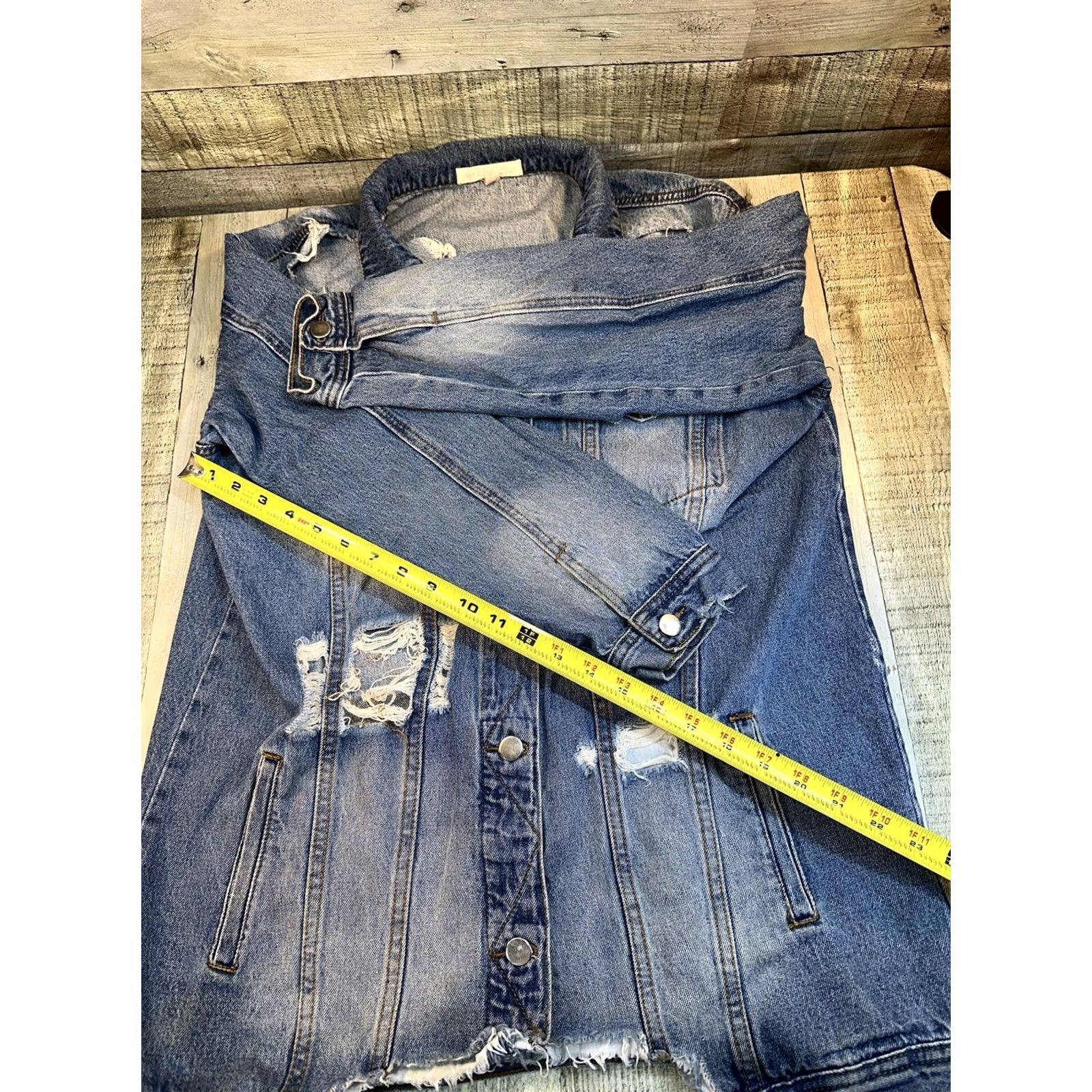 Vintage VINTAGE Women Denim Jacket Distressed Blue L Shirt? Size L / US 10 / IT 46 - 4 Thumbnail