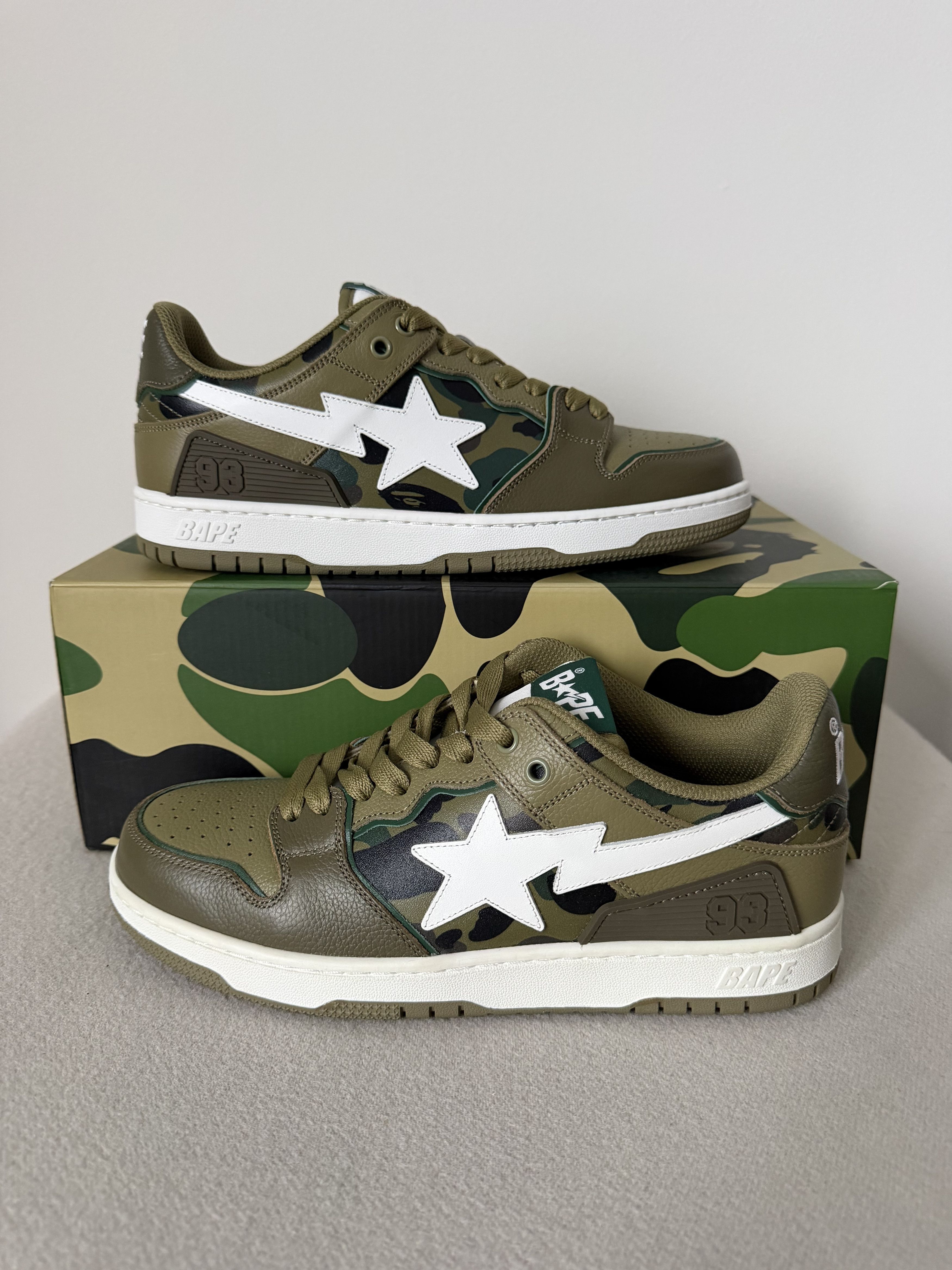 Bape Bape Sk8 Sta Sneakers in Olive Drab Camo Size US 9 / EU 42 - 2 Thumbnail