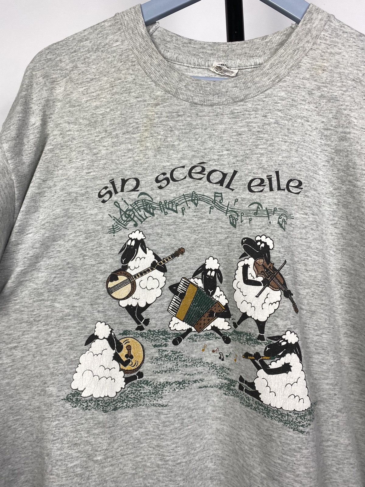 Band Tees × Vintage VINTAGE 90's SIN SCEAL EILE IRELAND IRISH SHEEP SINGING TEES Size US L / EU 52-54 / 3 - 6 Thumbnail