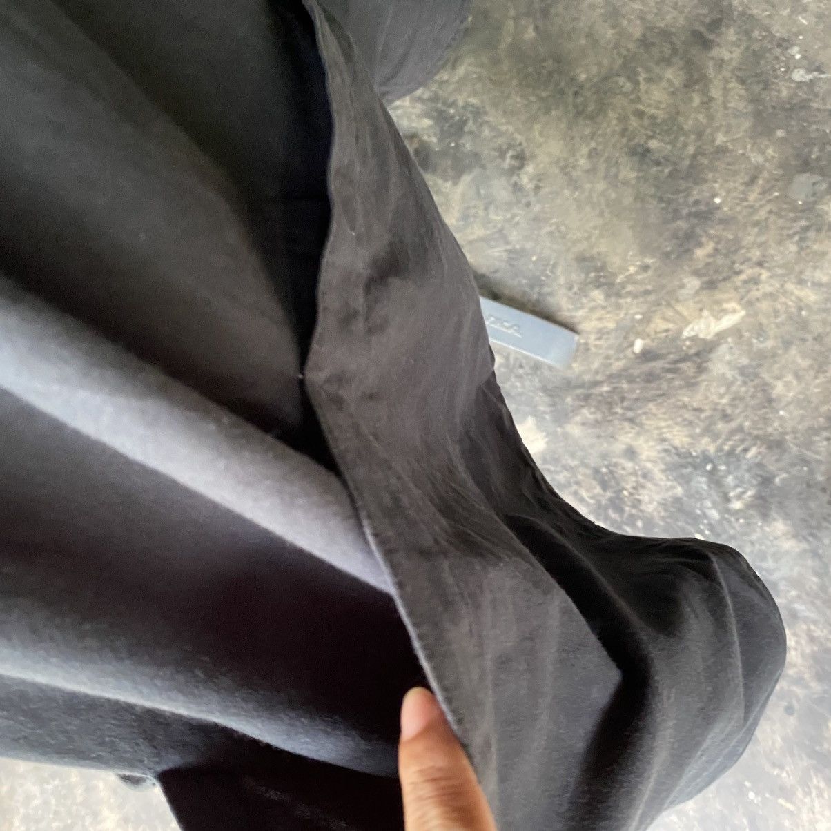 Issey Miyake Issey Miyake Black Skirt with Gathered Pocket Hem Detail Size 33" - 16 Thumbnail