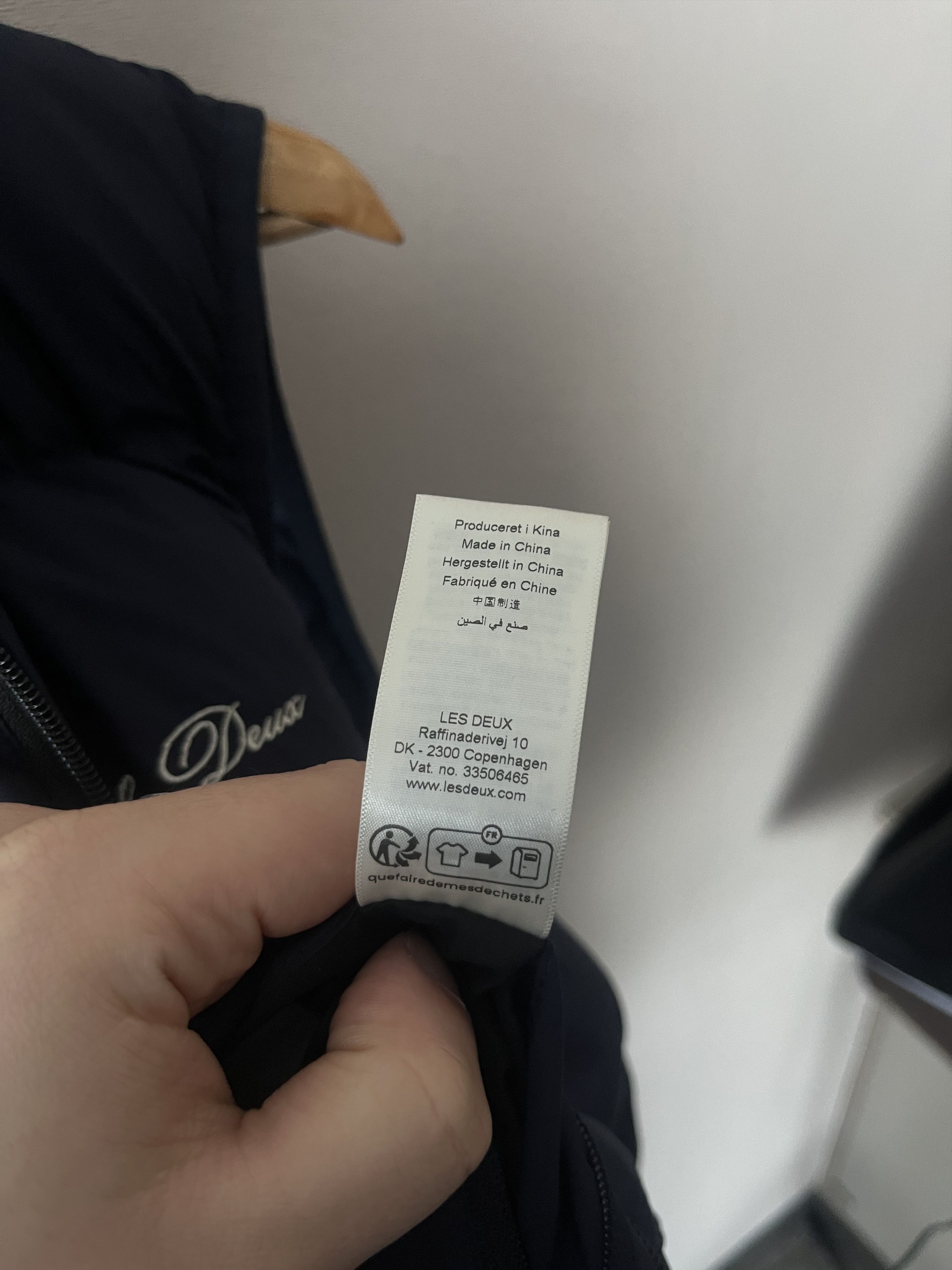 Les Deux Les Deux Men’s Newport Padded Vest in Blue Script Logo Size US M / EU 48-50 / 2 - 8 Thumbnail