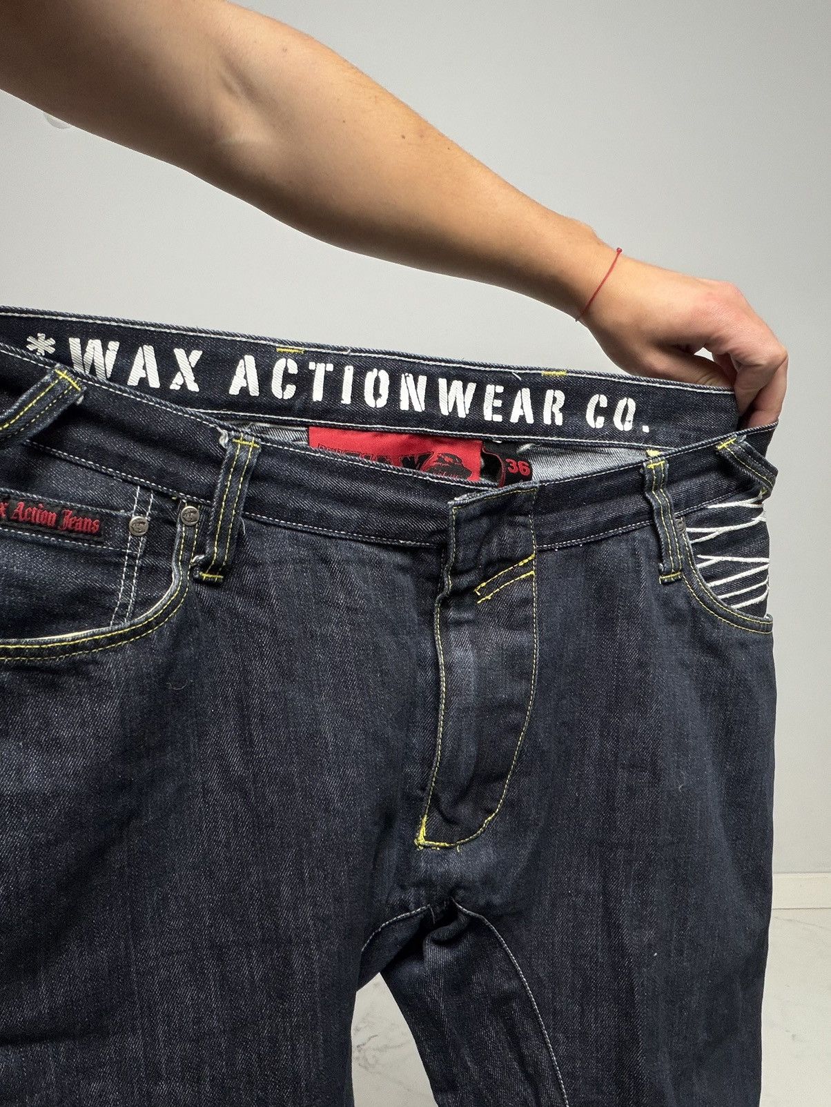 Vintage Wax Action Jeans La Famiglia Hammer PrintLogo Y2k Streetwear Size US 36 / EU 52 - 10 Thumbnail