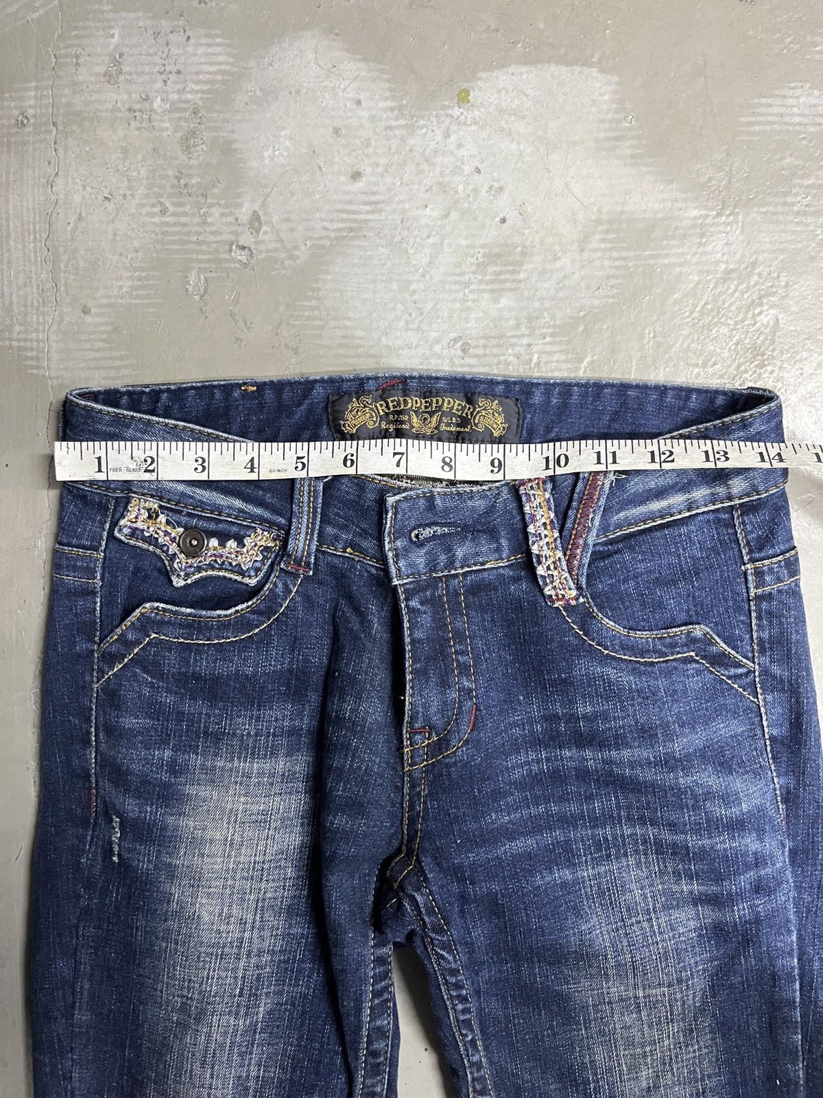 Tornado Mart Red Pepper Back Embroidered Clawmark Flared Jeans Size US 29 - 13 Thumbnail
