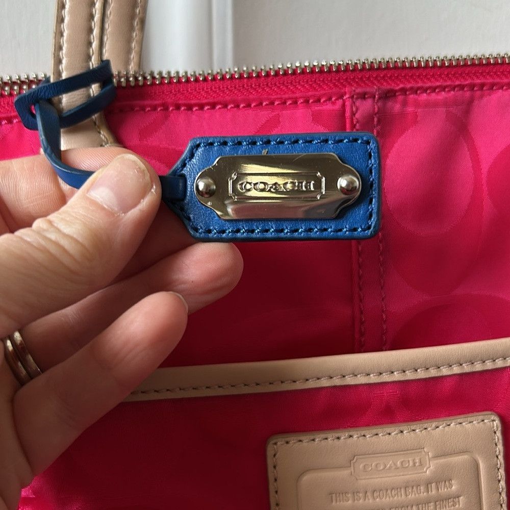 Coach Coach Pink Shoulder Bag w/ Leather Handles, Zipper Closure Size ONE SIZE - 2 Thumbnail
