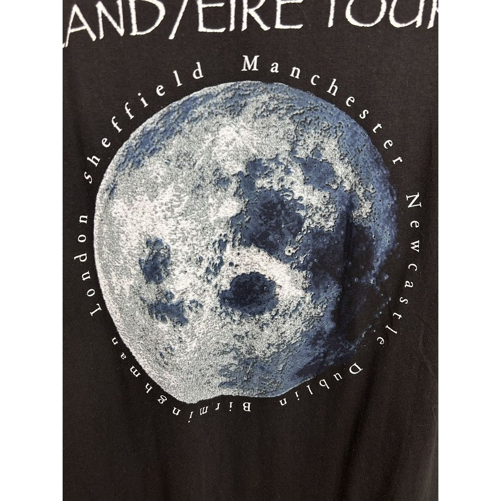 Band Tees 90s Vintage Neil Diamond England Eire 1996 Tour T-Shirt Size US XL / EU 56 / 4 - 7 Thumbnail