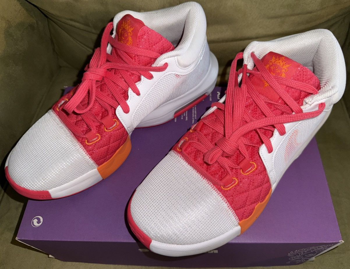 Nike Nike LeBron James Witness VIII (8) “Dunkin’ Donuts” Ltd. NEW Size US 10 / EU 43 - 1 Thumbnail