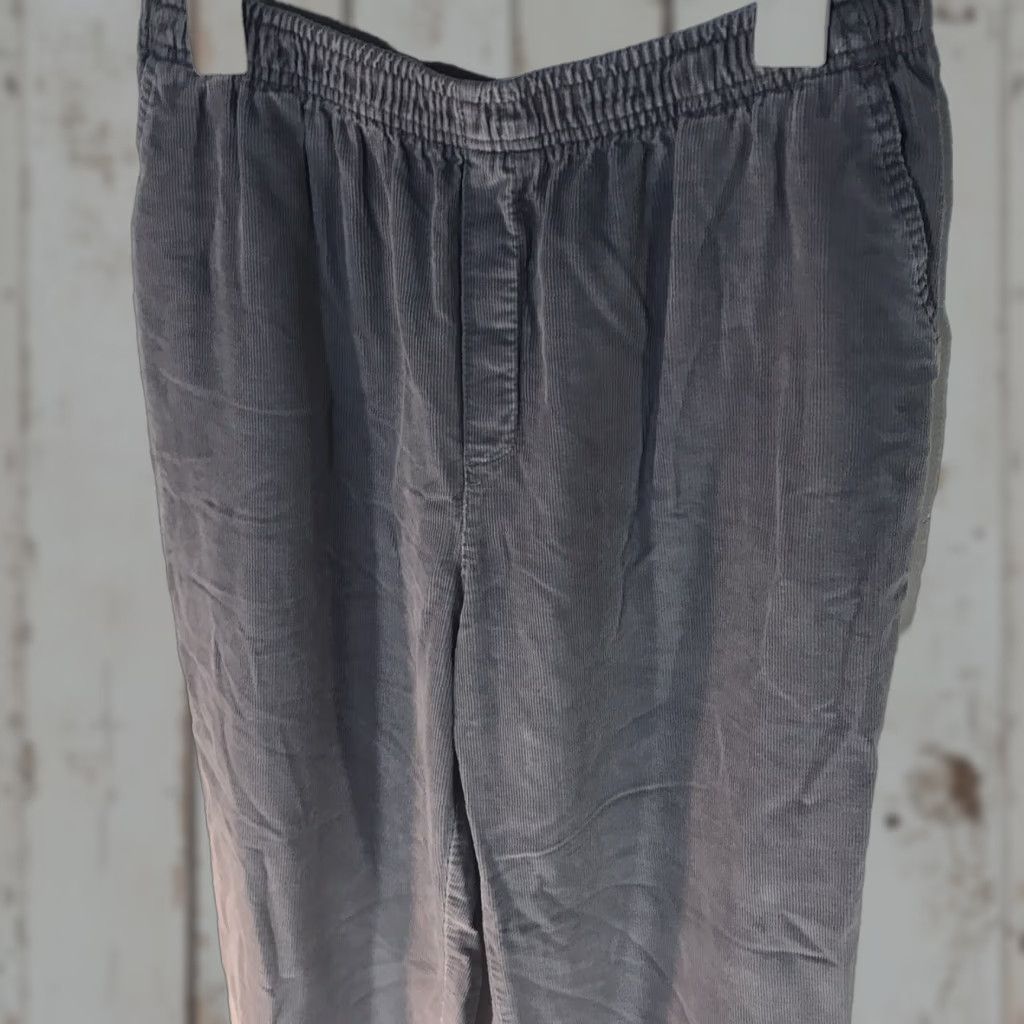 Vintage Cabin Creek Womens Petite 16P Gray Corduroy Pull-On Paperbag Waist Pants Size 38" / US 16 / IT 52 - 1 Thumbnail