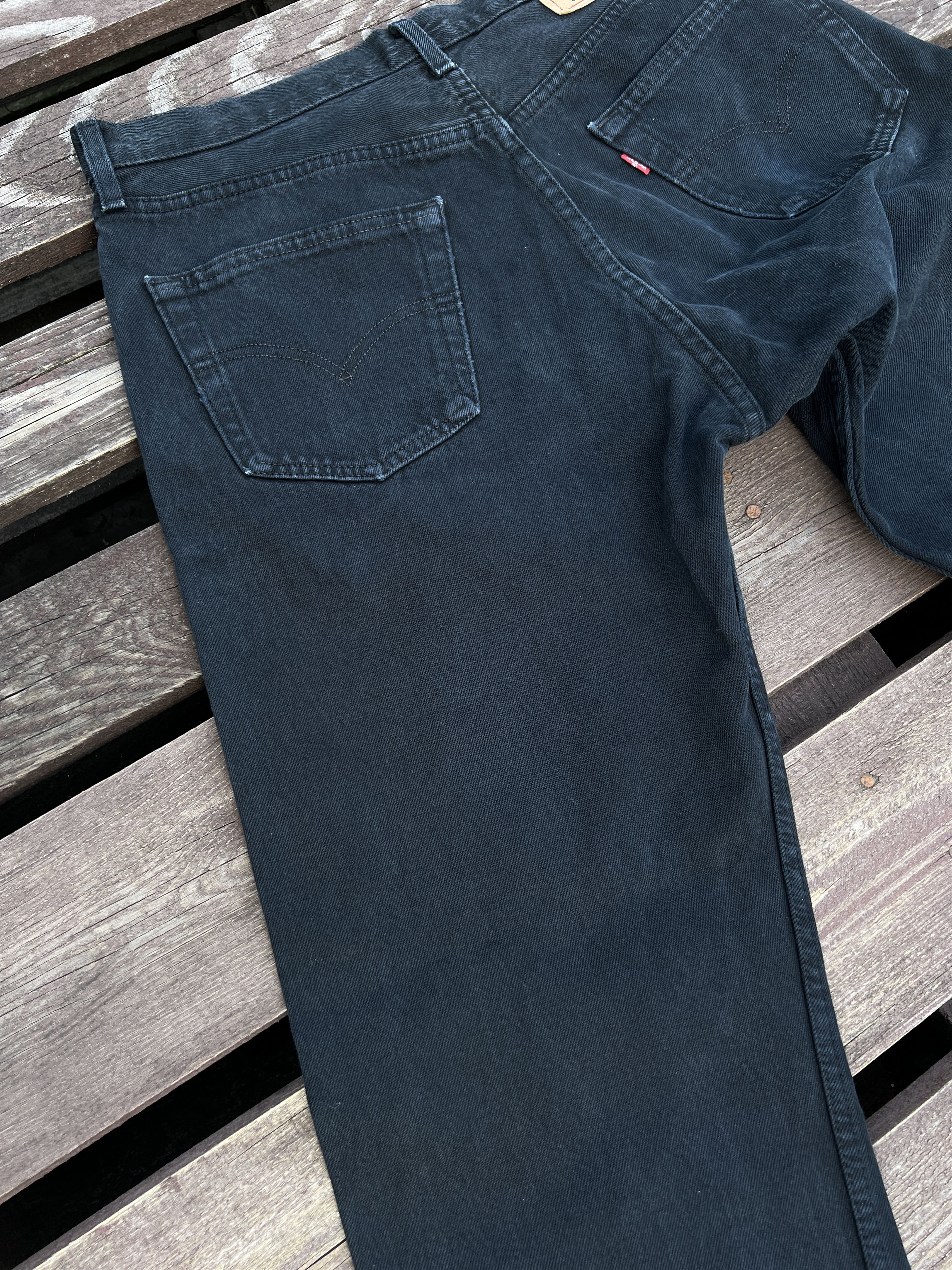 Levi's Vintage 90s Levis 501 Made in Hungary Black Denim Jeans Size US 34 / EU 50 - 4 Thumbnail