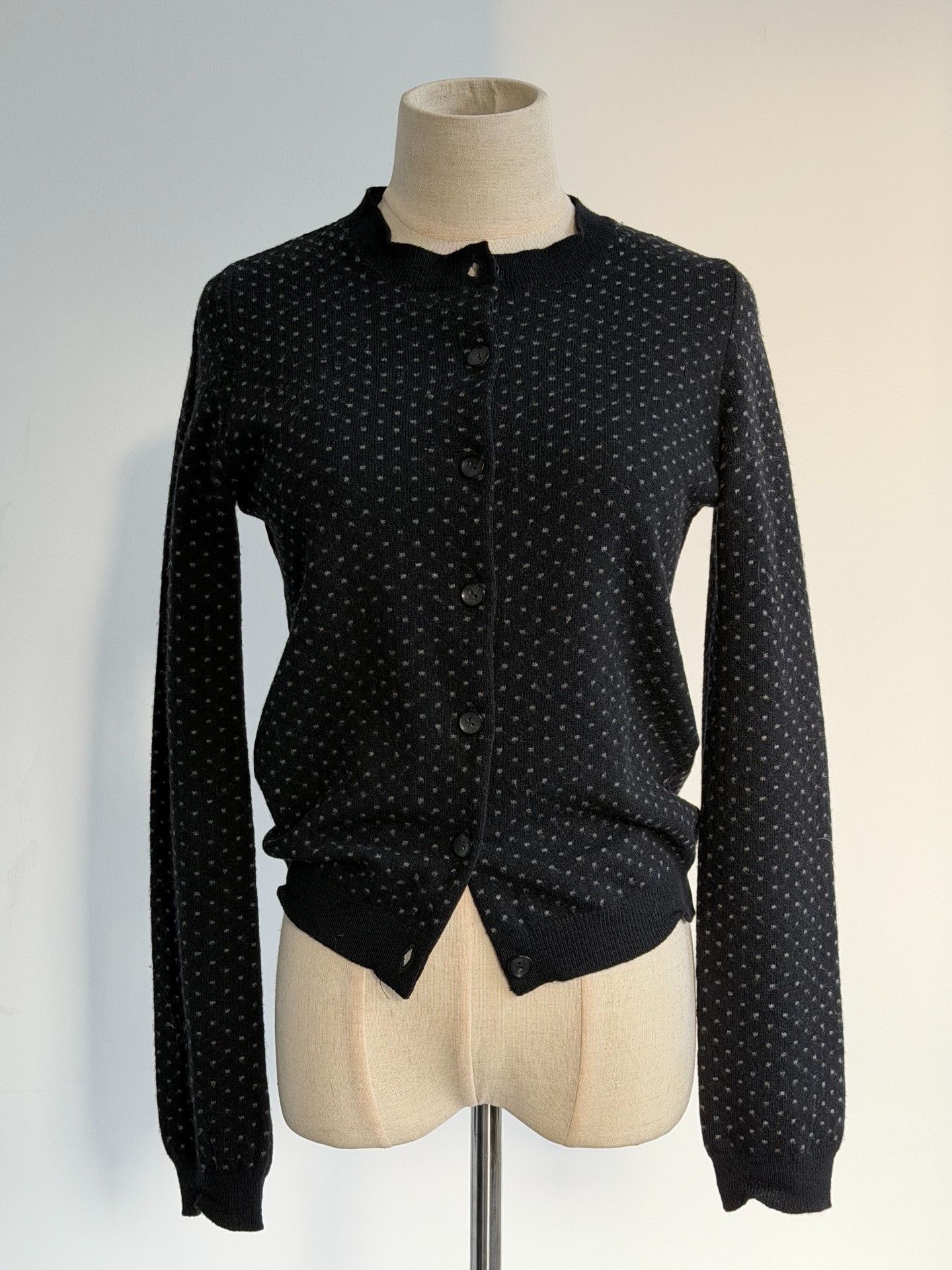 Maison Margiela Maison Martin Margiela Polka Dot Knit Cardigan Size XS / US 0-2 / IT 36-38 - 1 Thumbnail