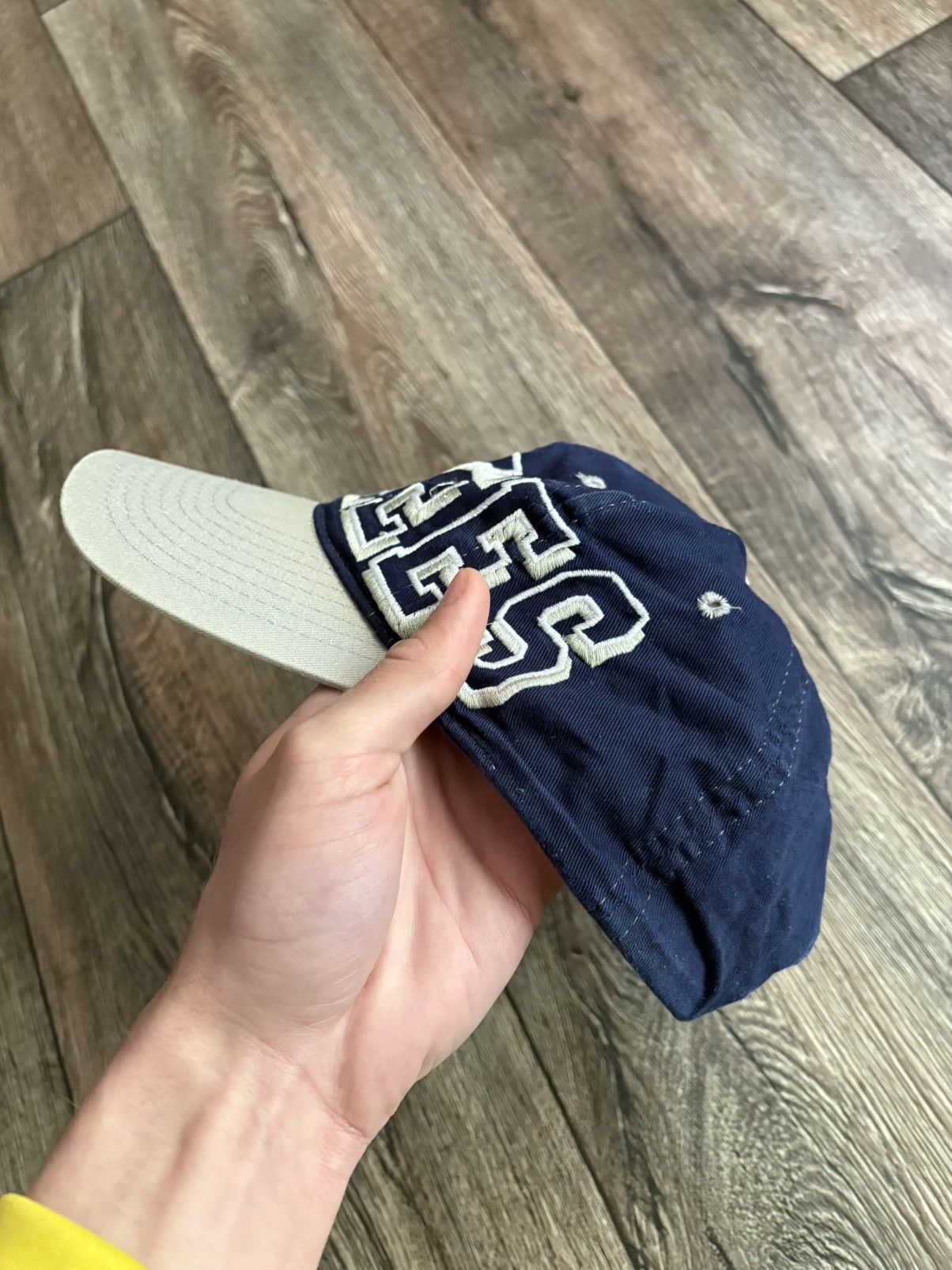 MLB × New York Yankees × Vintage Vintage 90s New York Yankees Embroider Logo Baseball Cap Hat Size ONE SIZE - 5 Thumbnail