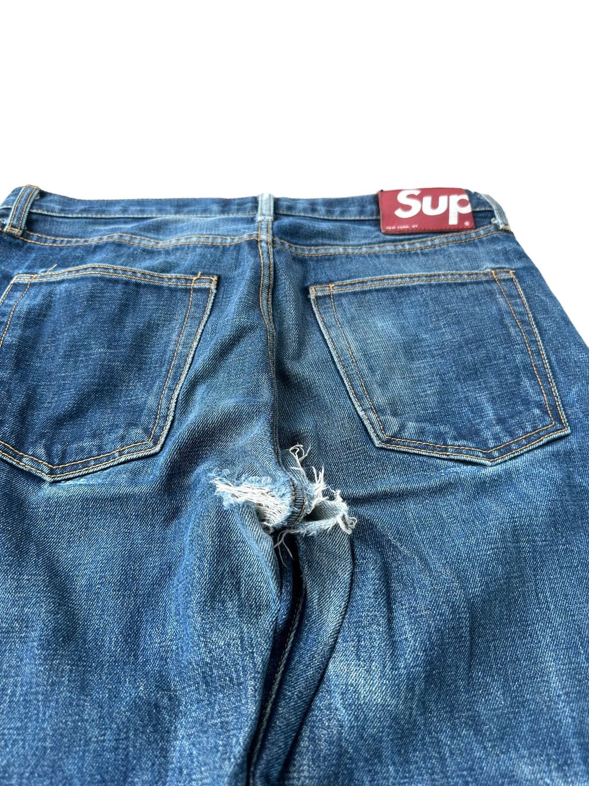 Supreme Supreme rusty wash selvedge denim jeans Size US 32 / EU 48 - 9 Thumbnail