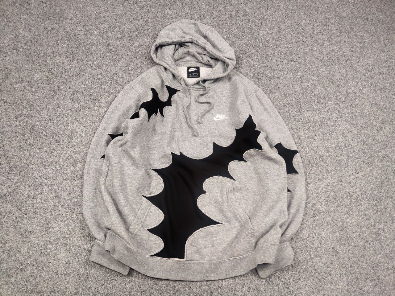 Nike Vintage Nike Gray Hoodie Y2K Style Designer Exclusive Size US M / EU 48-50 / 2 - 2 Thumbnail