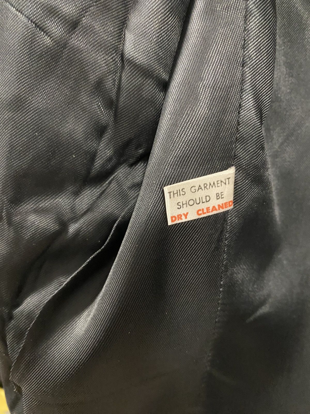 Vintage Antique Black Tuxedo with Shawl Lapel Suit Smoking 60’s Size 48R - 9 Thumbnail