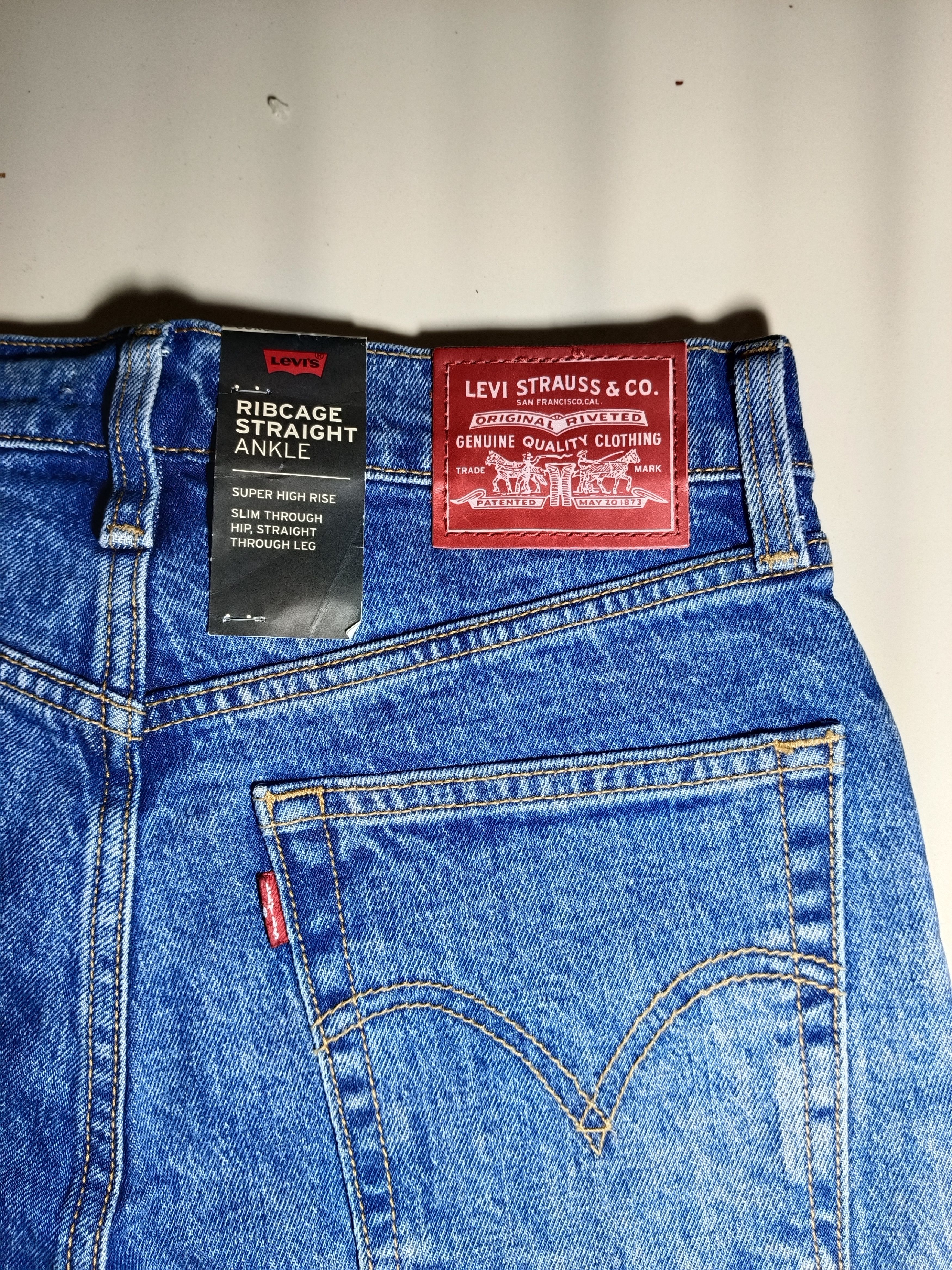 Levi's Rare Levis X Hello Kitty Jeans Size US 29 - 4 Thumbnail