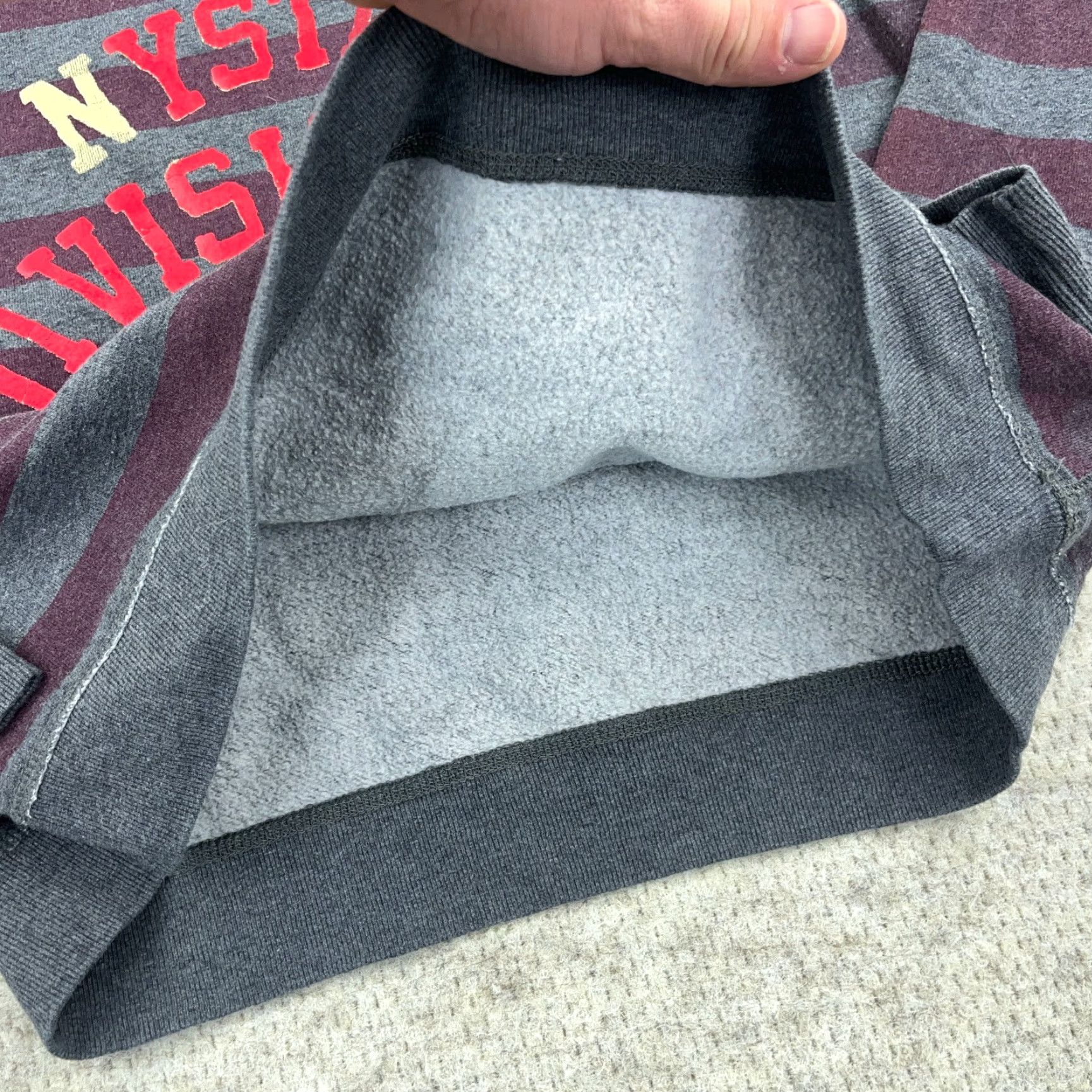 American Eagle Outfitters VINTAGE American Eagle Outfitters Sweatshirt Women XL Purple Striped Rugby Scoop Neck Size XL / US 12-14 / IT 48-50 - 7 Thumbnail