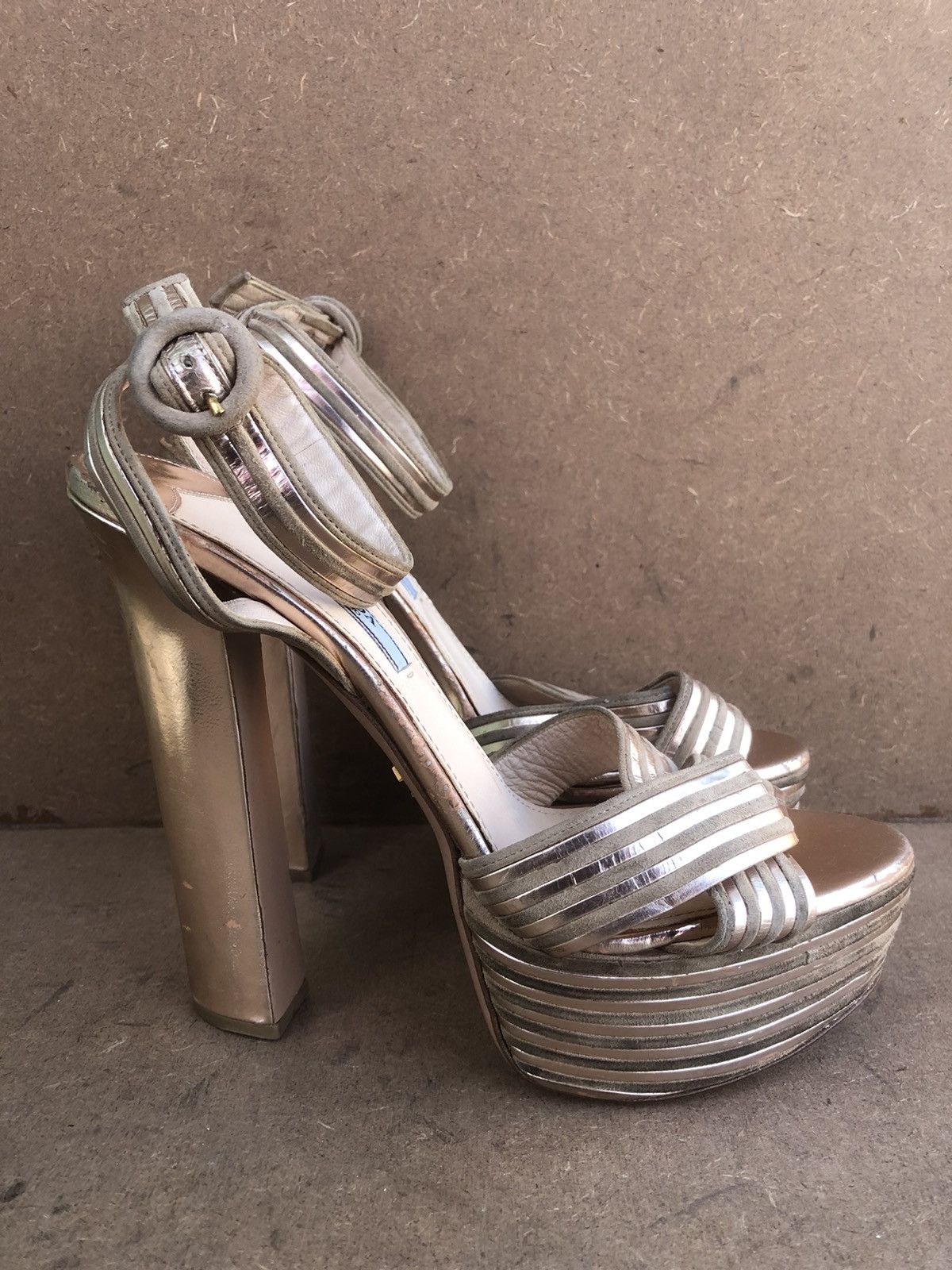 Prada Prada Pink Leather heels Size 39 Size US 9 / IT 39 - 3 Thumbnail