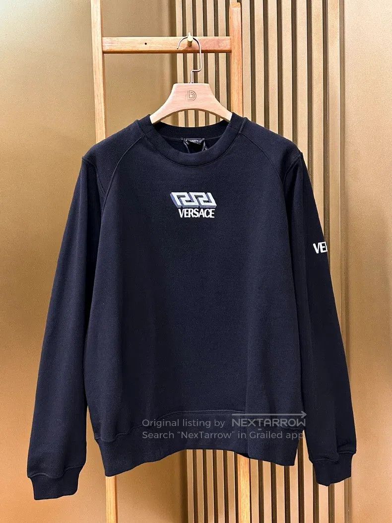 Versace Versace Men's black casual crew neck sweatshirt Size US L / EU 52-54 / 3 - 1 Thumbnail